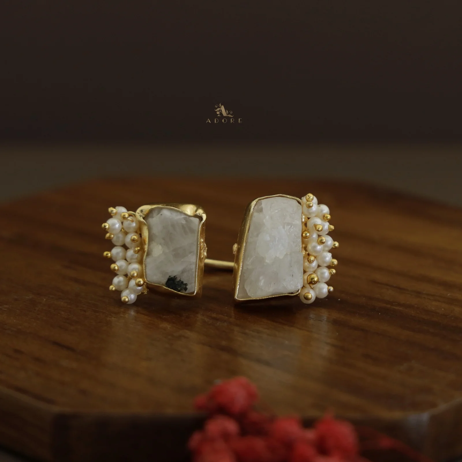 Heidi Raw Stone Cluster Pearl Ring - Image 9