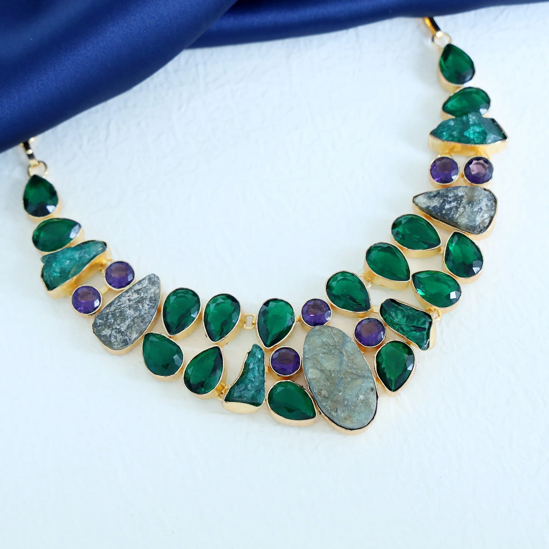 Helna Neckpiece - Image 2