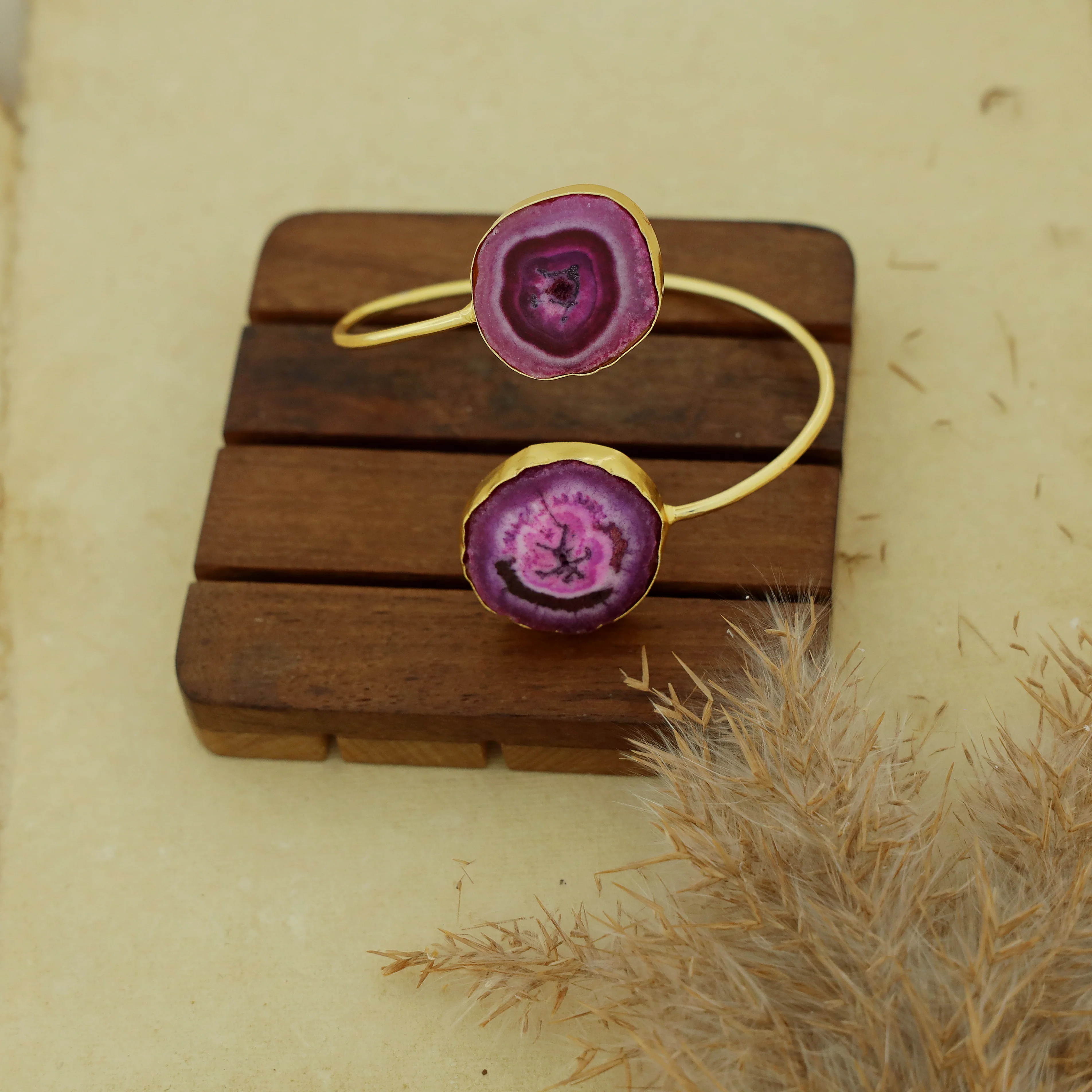 Hem Dual Solar Agate Bangle - Image 12