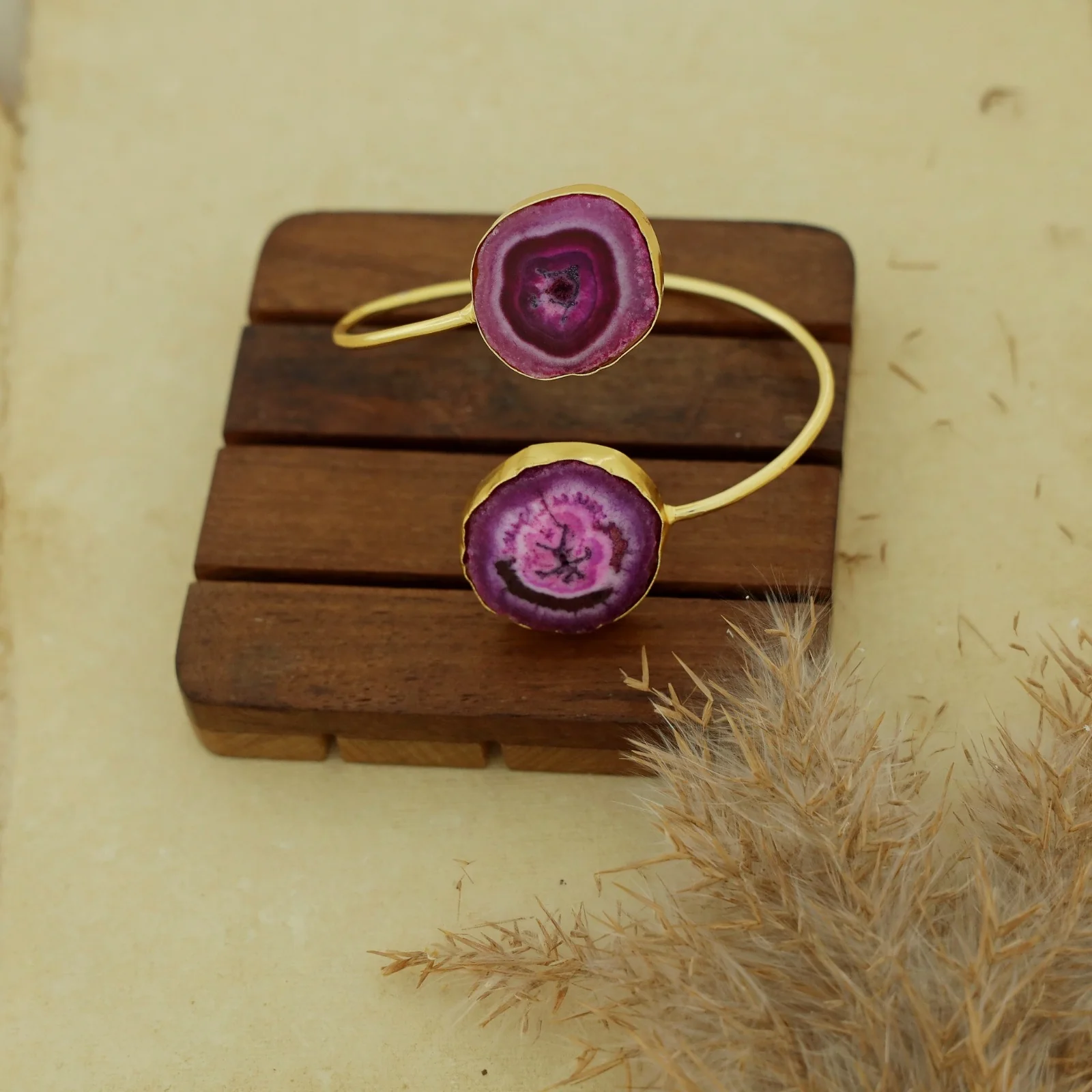 Hem Dual Solar Agate Bangle - Image 15