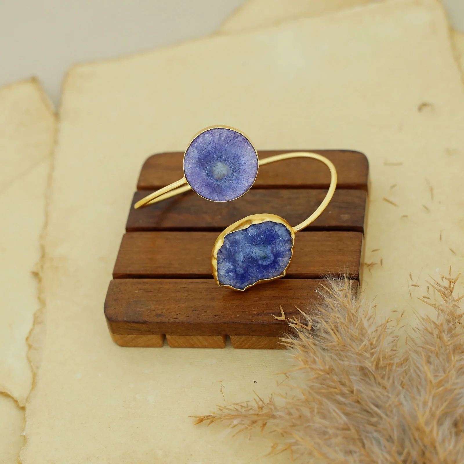 Hem Dual Solar Agate Bangle - Image 16