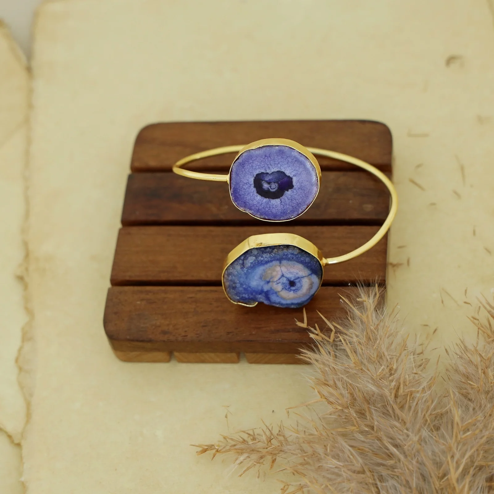 Hem Dual Solar Agate Bangle - Image 18