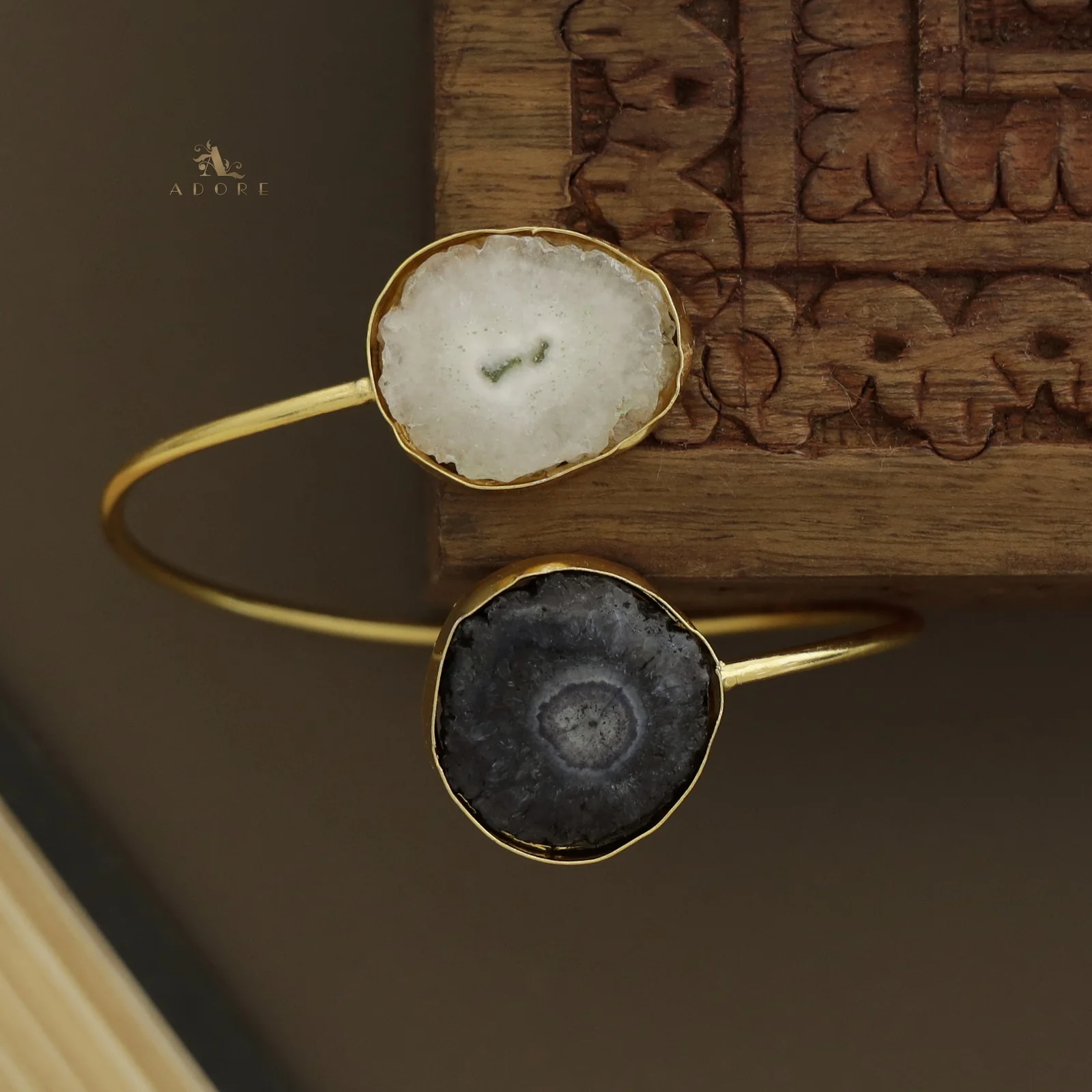 Hem Dual Solar Agate Bangle - Image 25