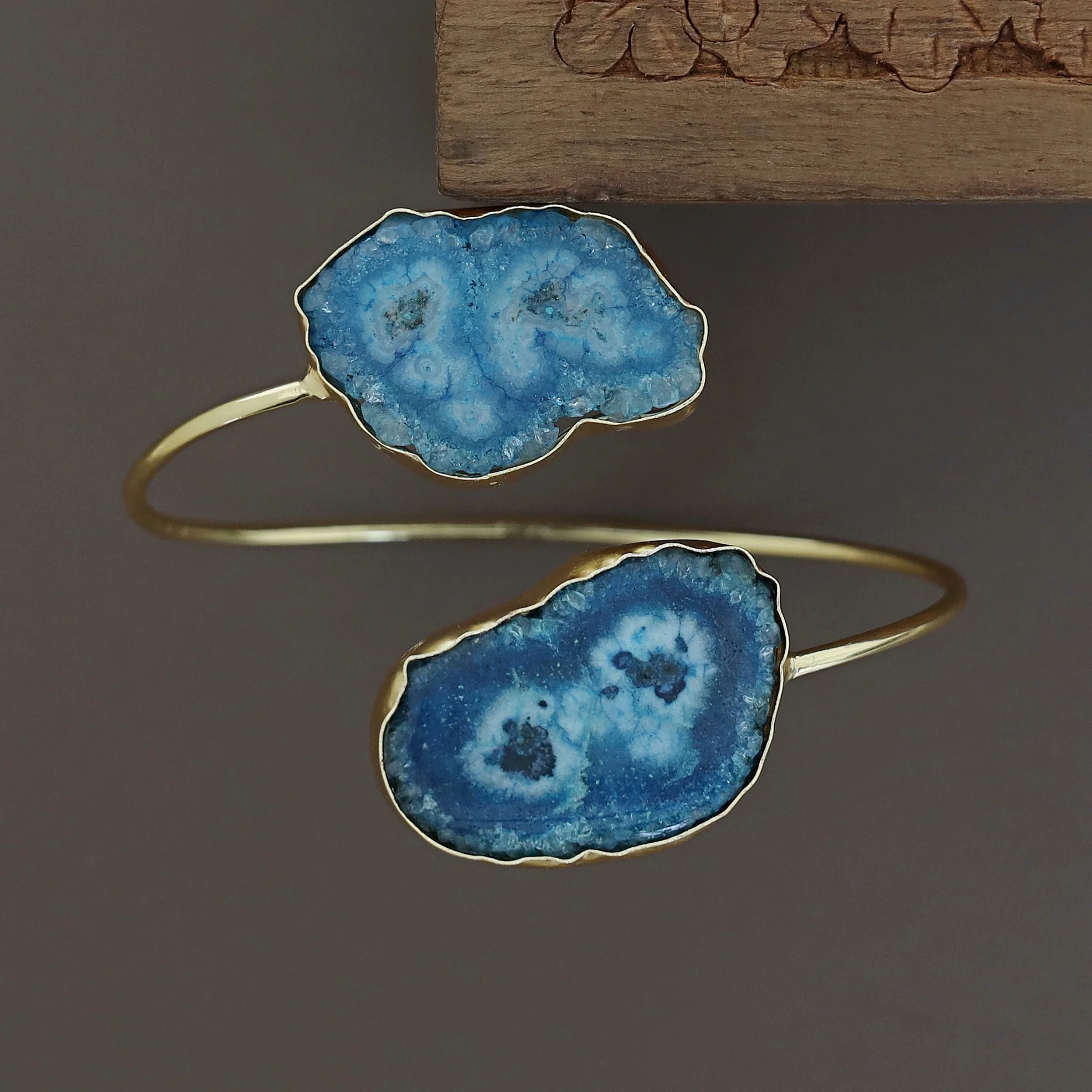Hem Dual Solar Agate Bangle - Image 50