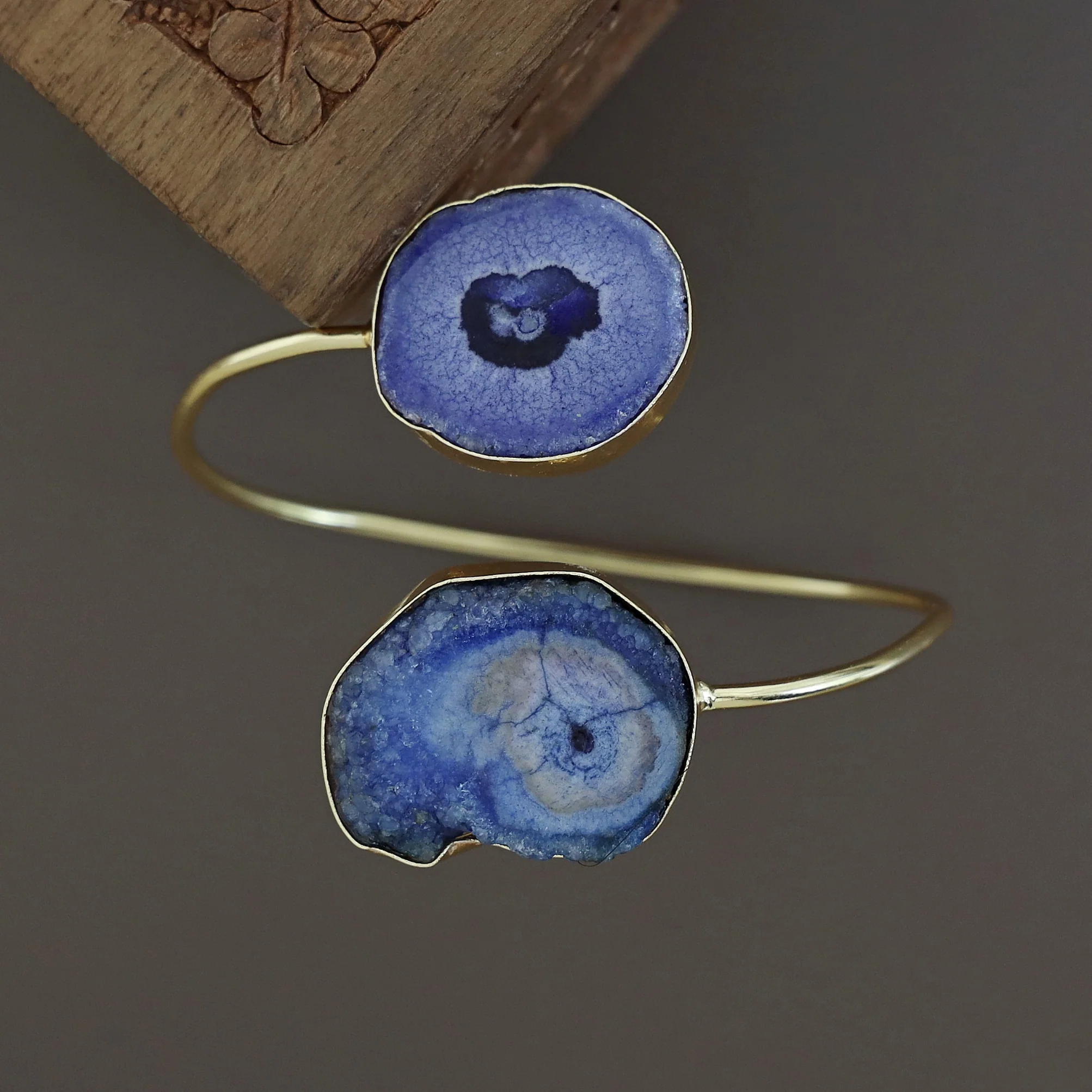 Hem Dual Solar Agate Bangle - Image 54