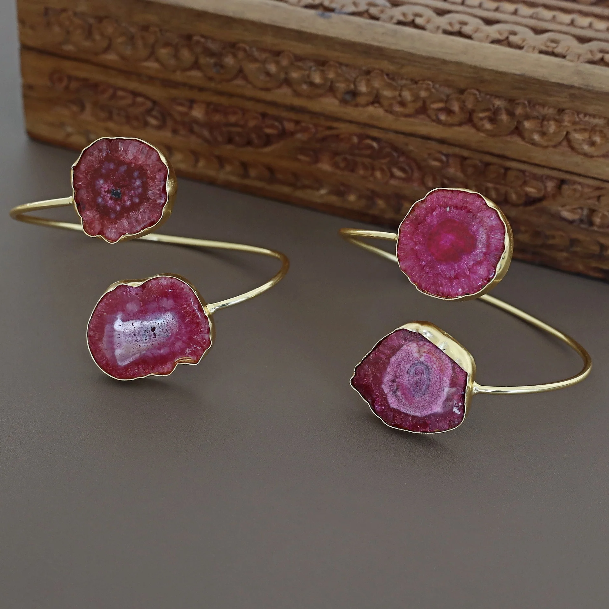 Hem Dual Solar Agate Bangle - Image 58