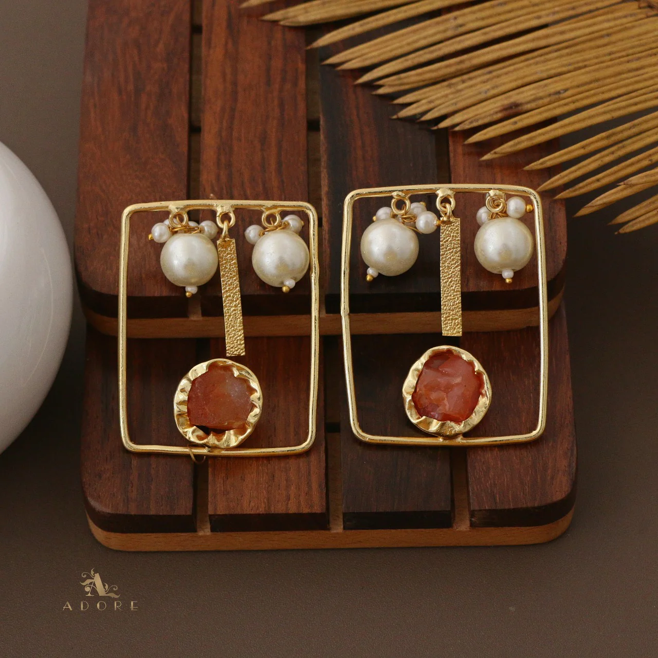 Hemantha Raw  Stone Pearl Earring - Image 4