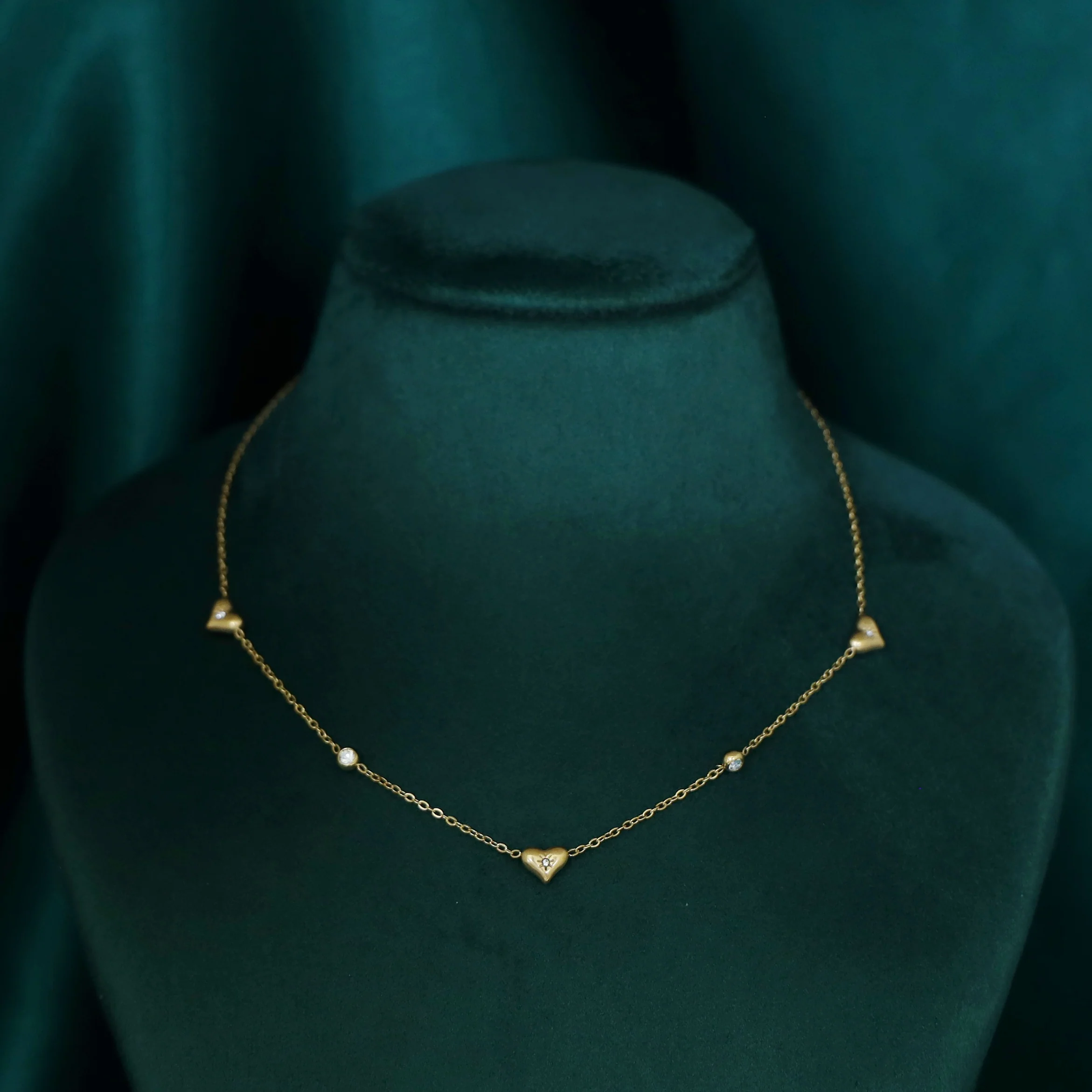 Heydee Tri Heart Glossy Neckpiece - Image 2