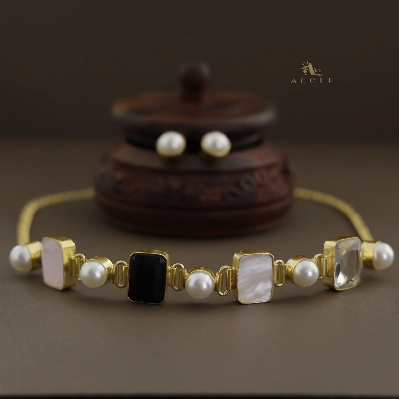 Hima Glossy Rectangle Pearl Choker With Pearl Stud - Image 16