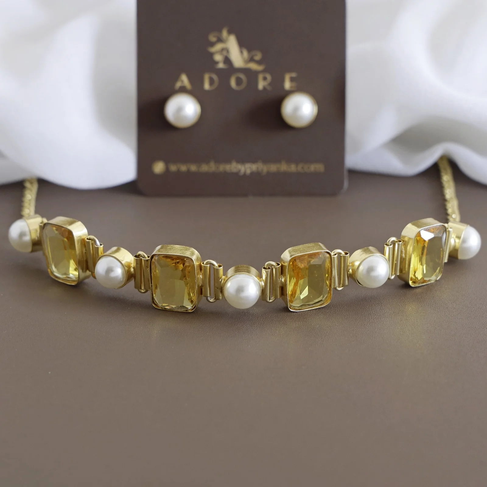Hima Glossy Rectangle Pearl Choker With Pearl Stud - Image 19