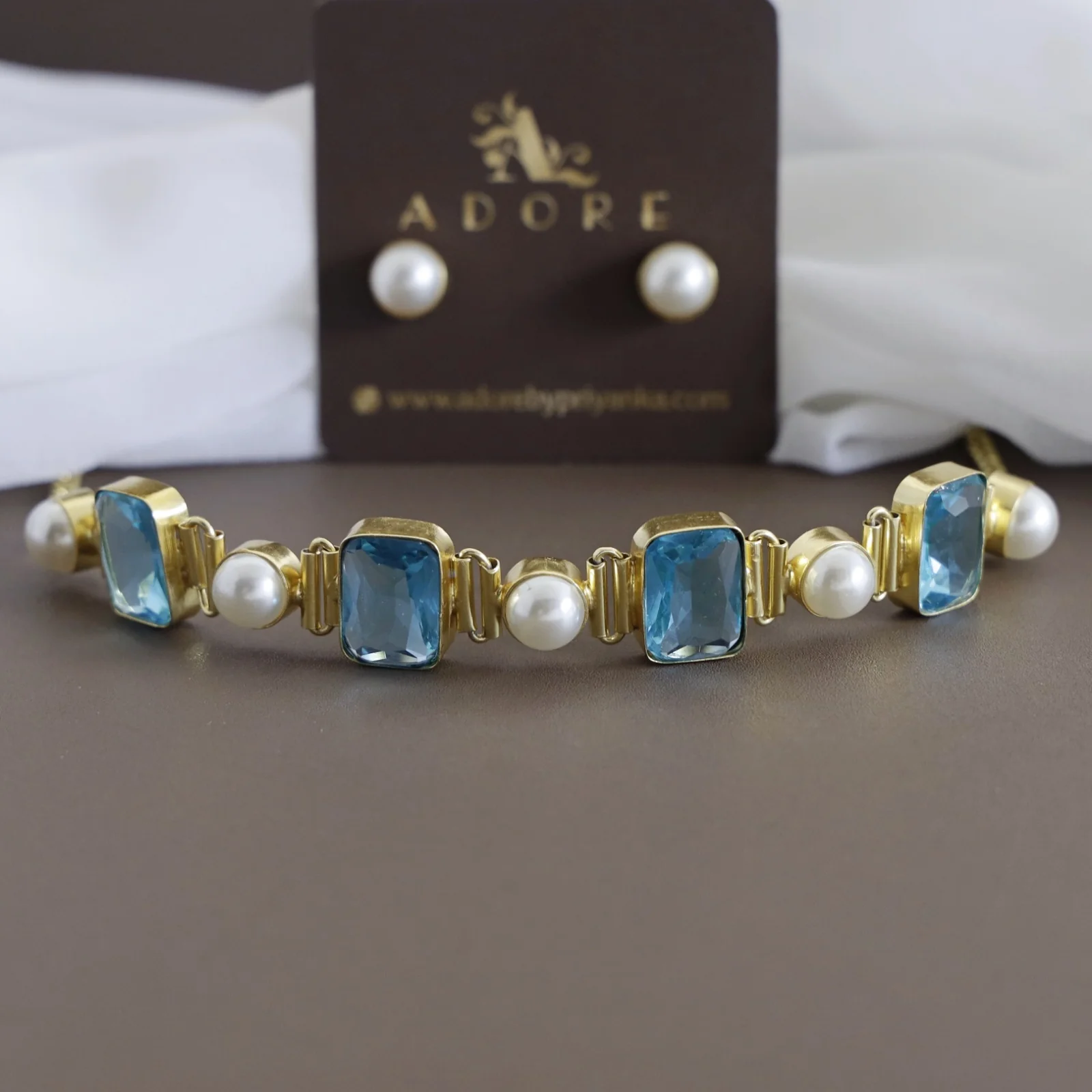 Hima Glossy Rectangle Pearl Choker With Pearl Stud - Image 22