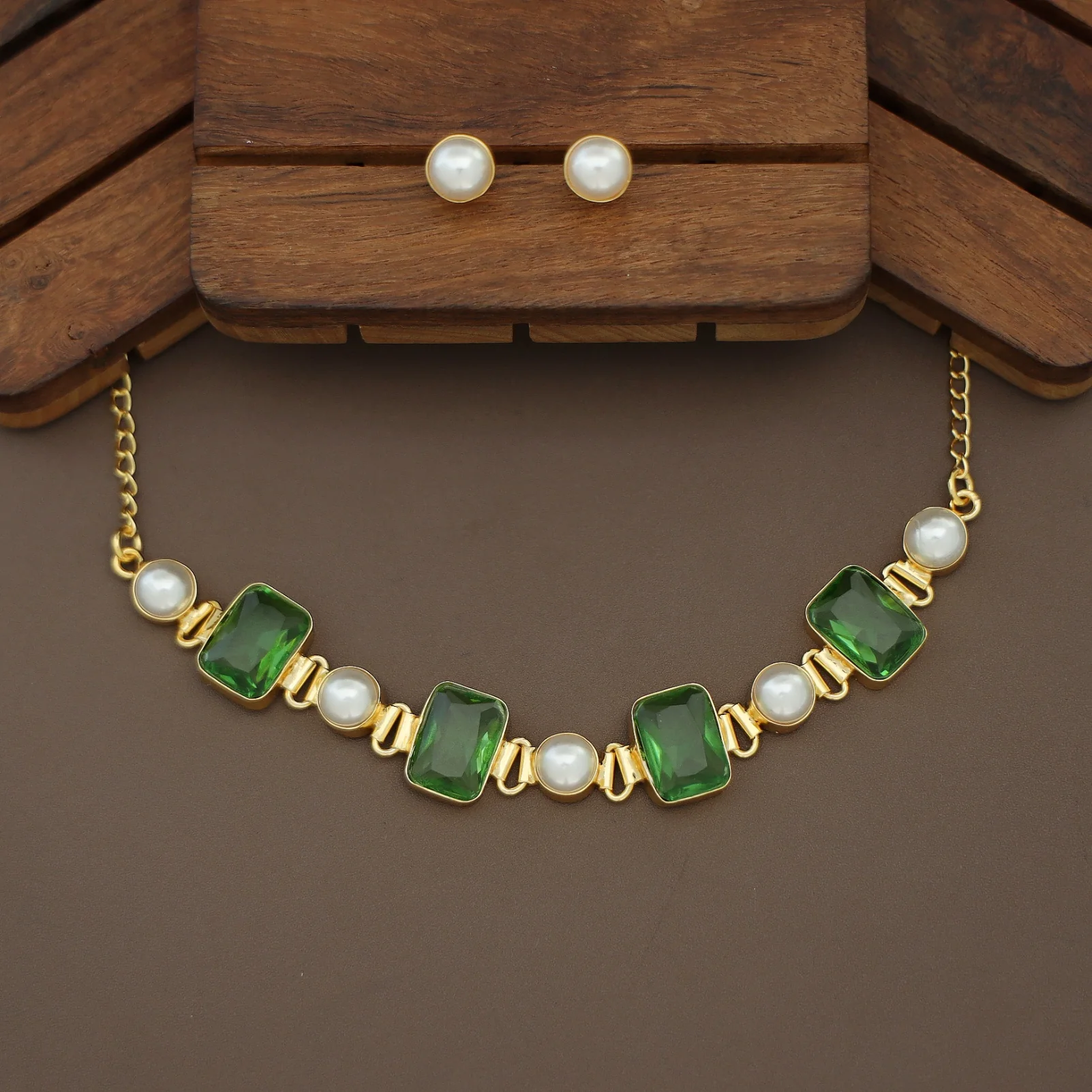 Hima Glossy Rectangle Pearl Choker With Pearl Stud - Image 8
