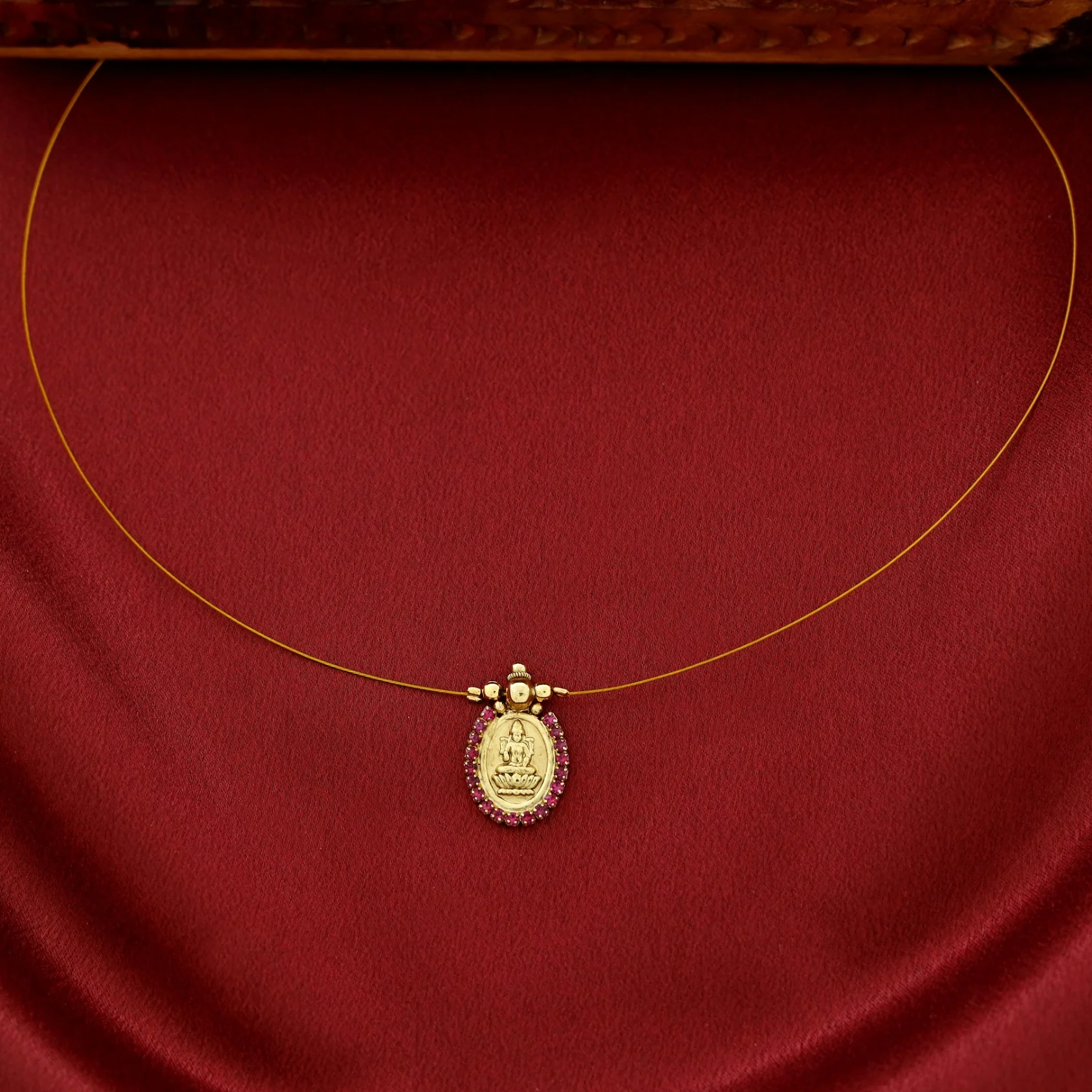 Himani Devi Pendant String Neckpiece - Image 4