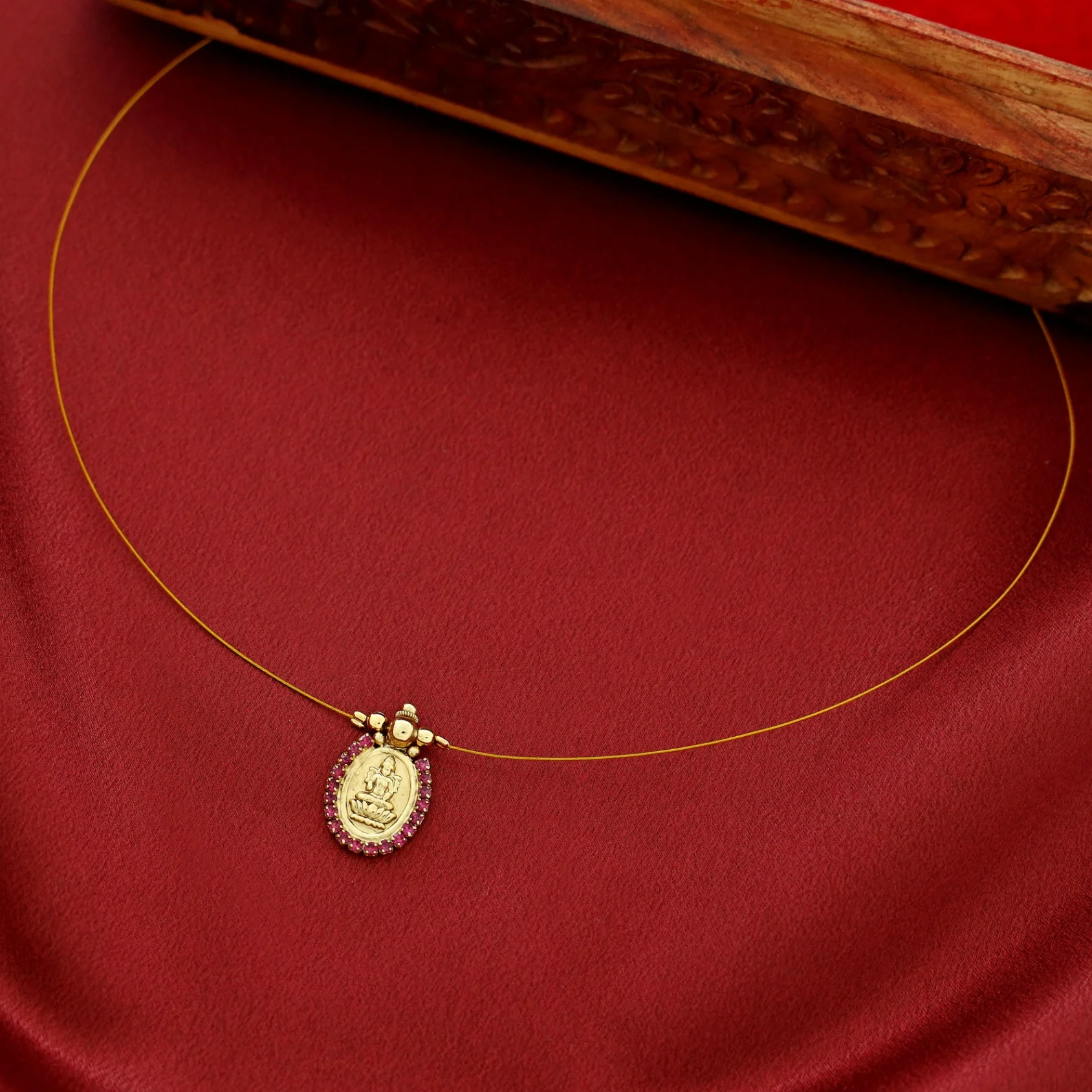 Himani Devi Pendant String Neckpiece - Image 6