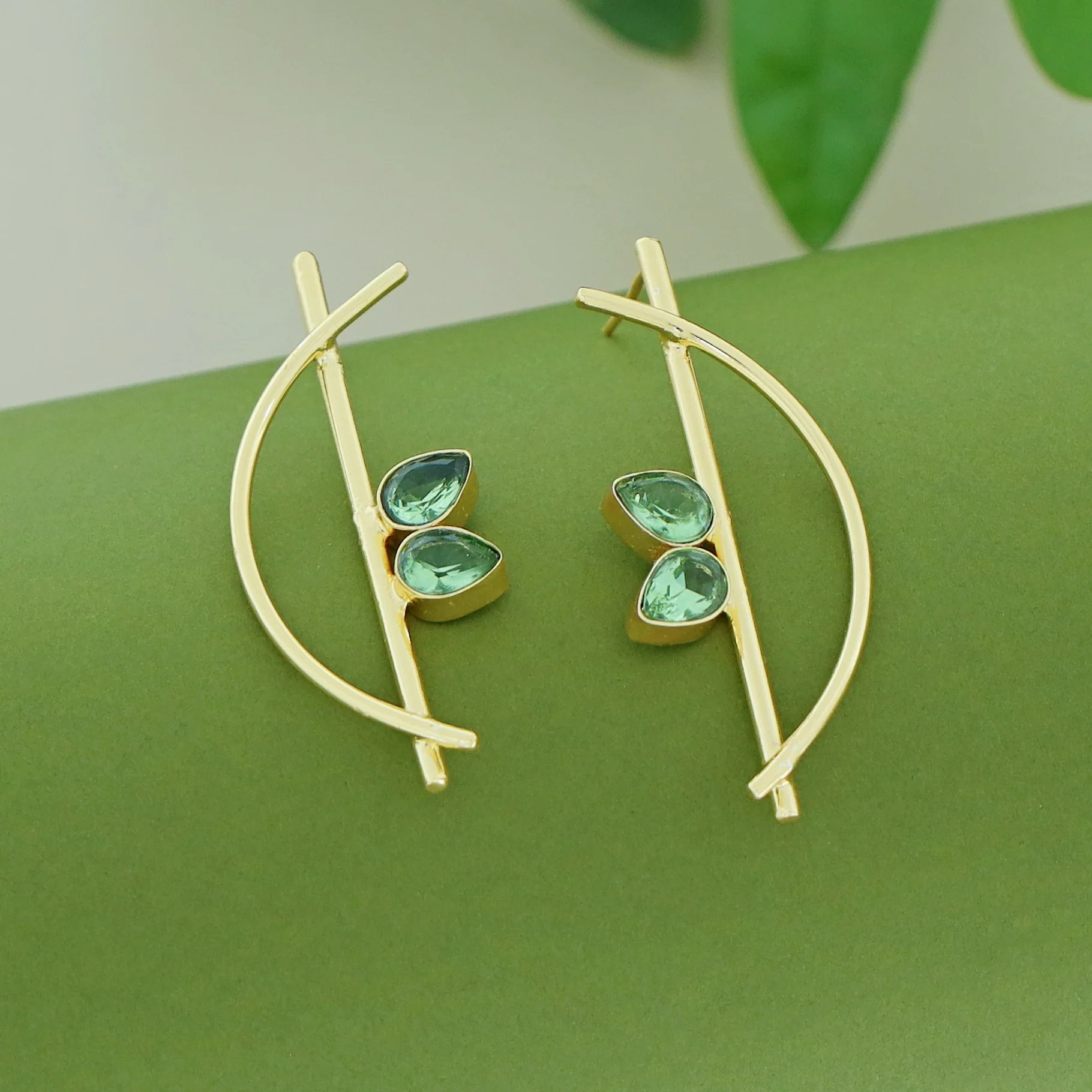 Hitha Golden Stick Curvy Glossy Earring - Image 5