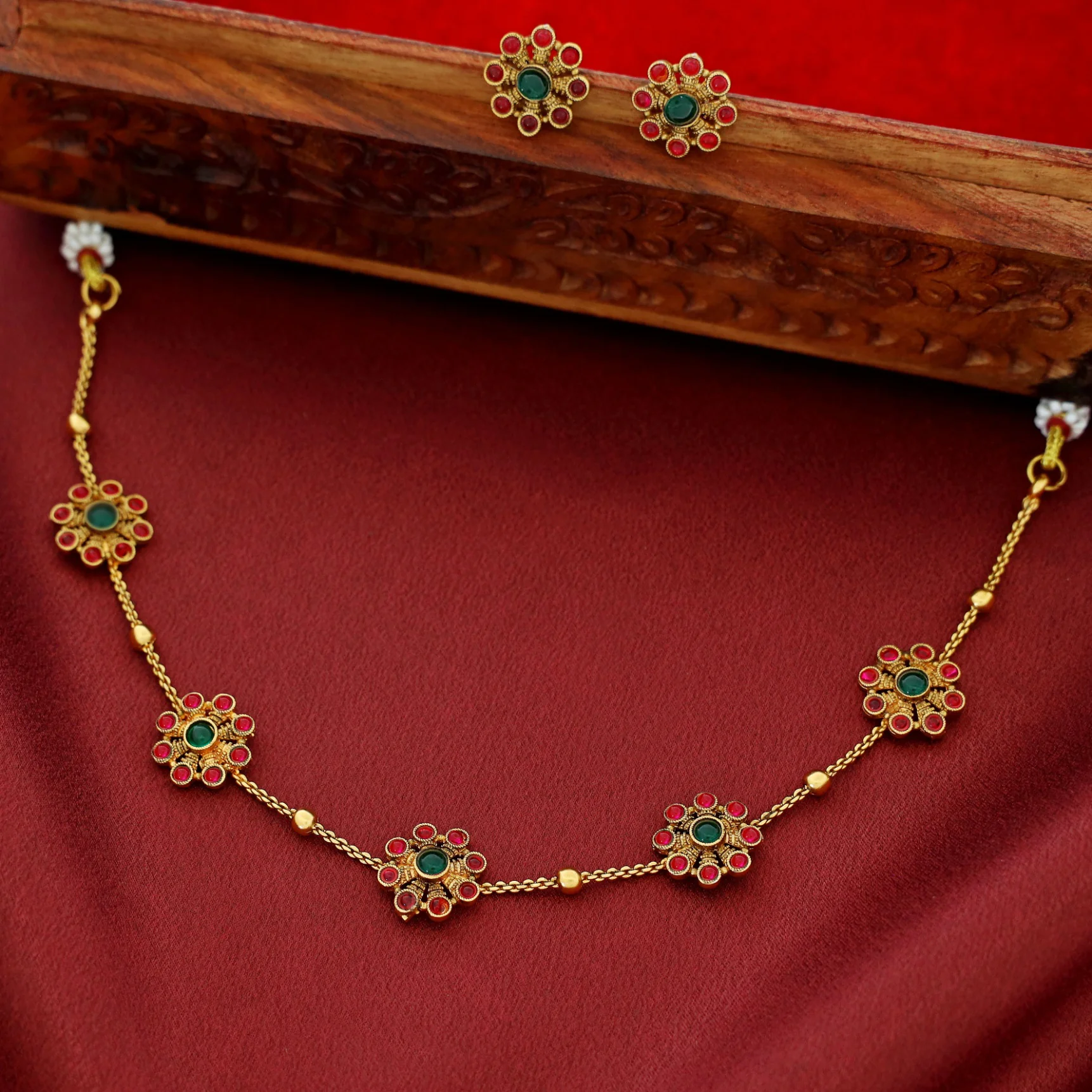 Hridya 5 Floral Golden Ball Choker With Earring - Image 9