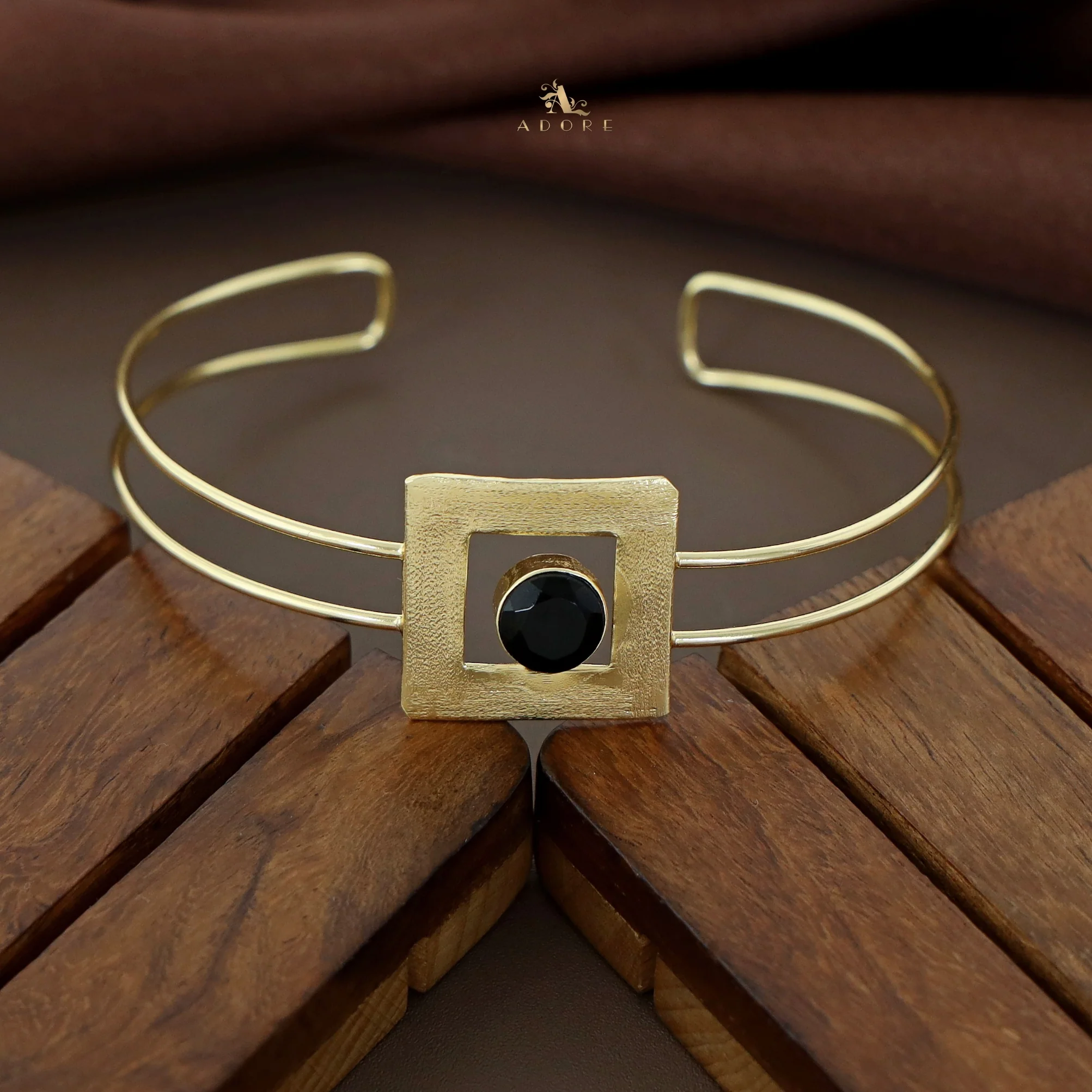 Ida Golden Rectangle Round Glossy Bangle - Image 2