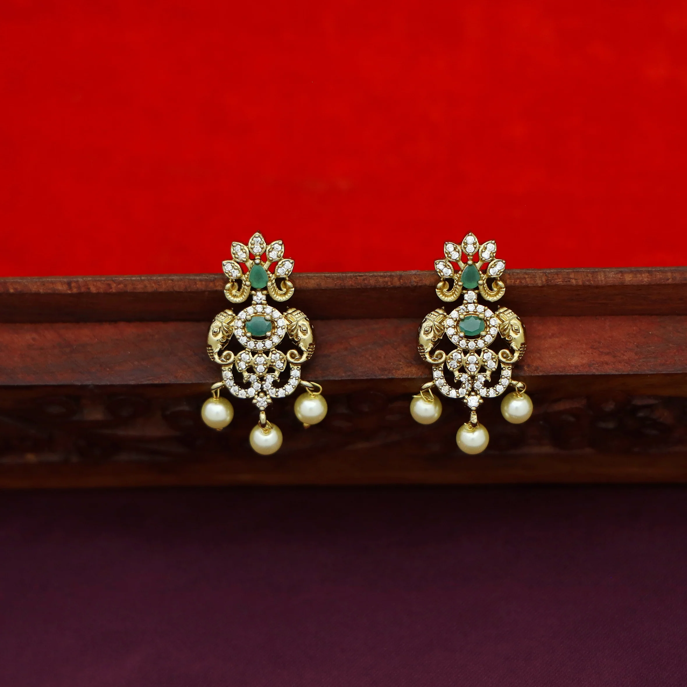 Idaya Pearl Dual Airavat AD Stone Stiff Short Neckpiece With Earring - Image 6