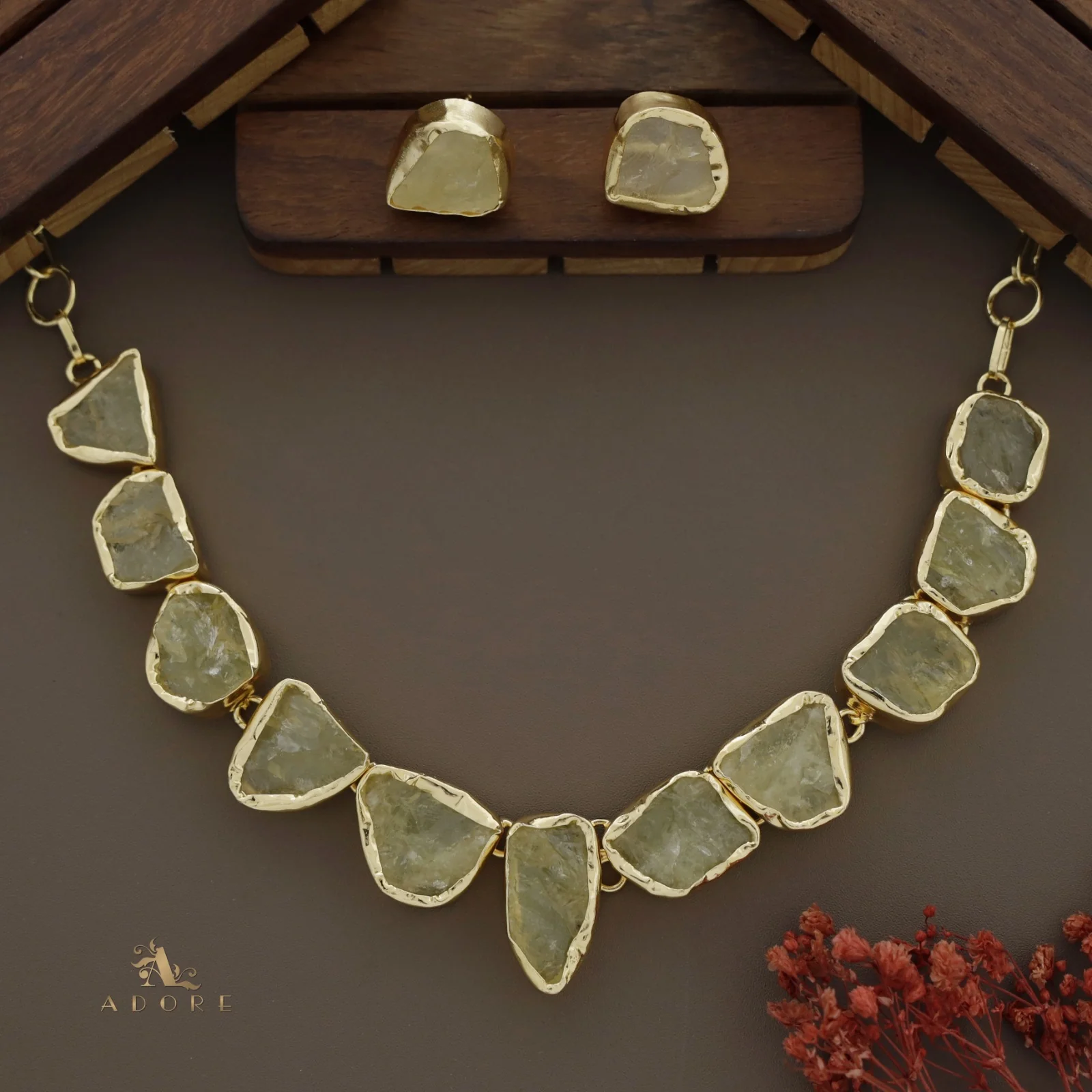 Imaya Raw Stone Neckpiece With Stud - Image 15