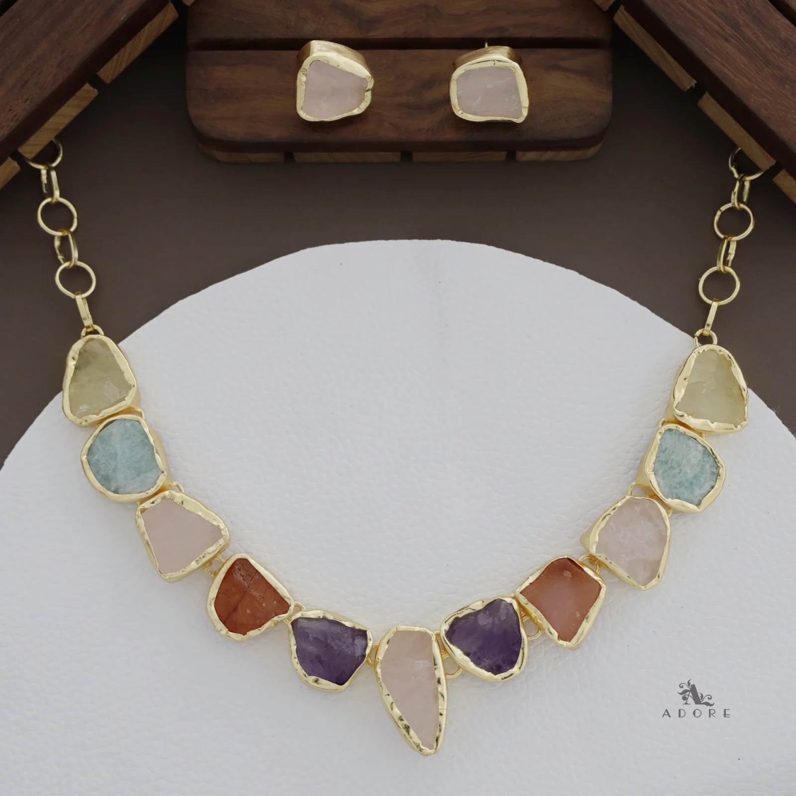 Imaya Raw Stone Neckpiece With Stud - Image 8