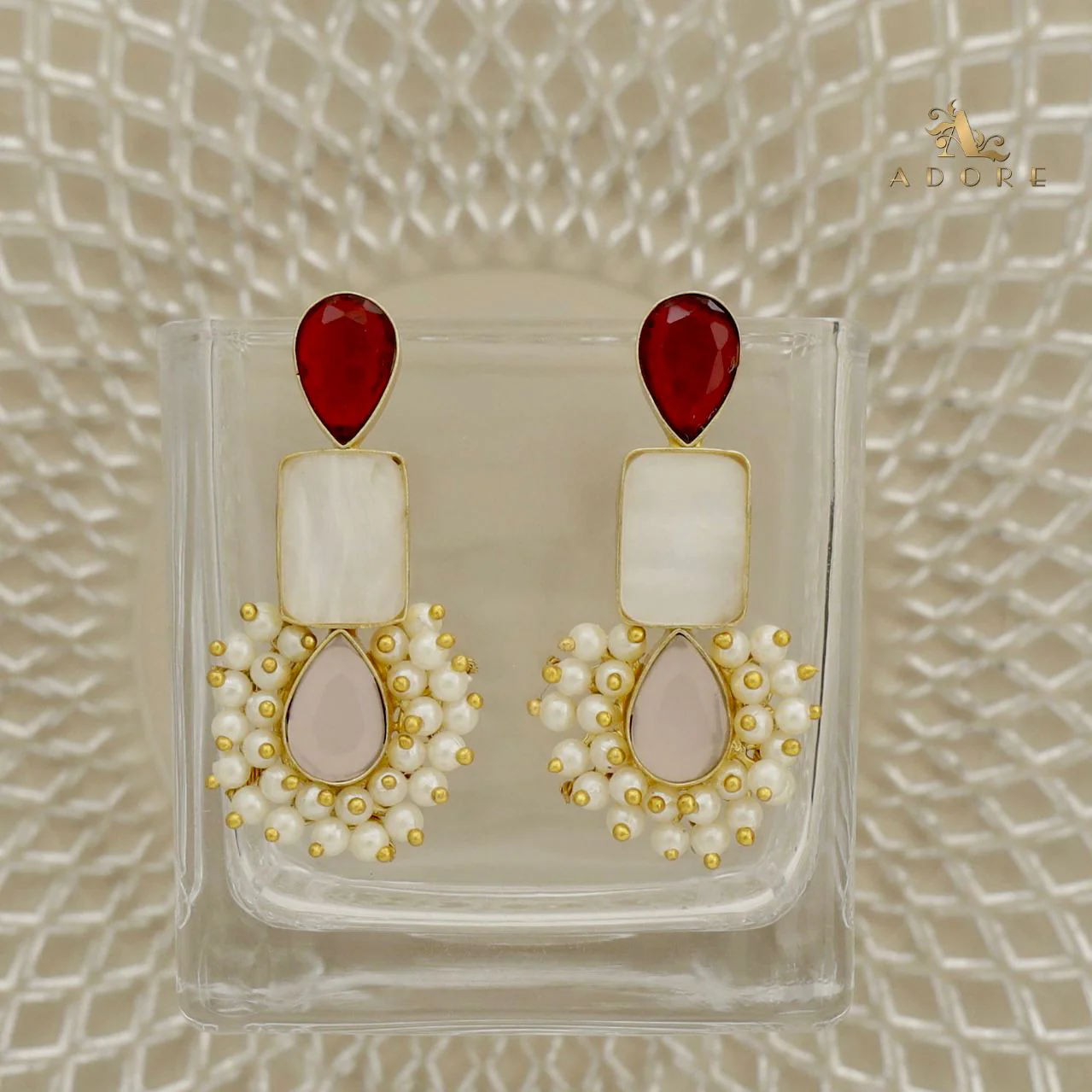Ime Glossy Drop + MOP Cluster Pearl Earring - Image 4