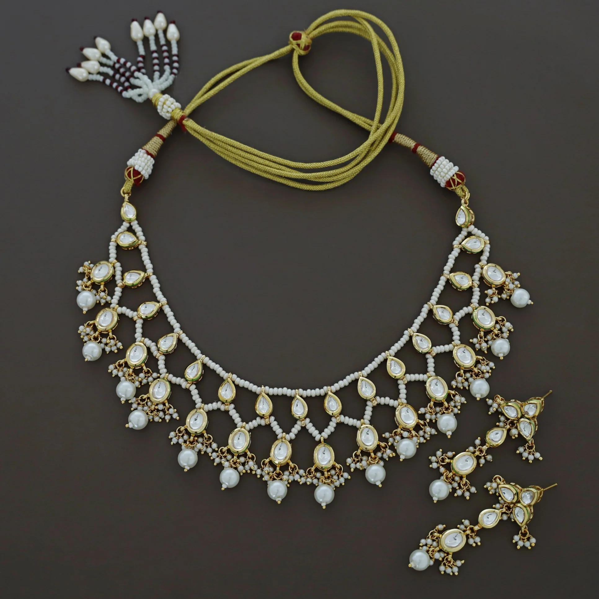 Inaaya Kundan Pearl Neckpiece With Earring - Image 5