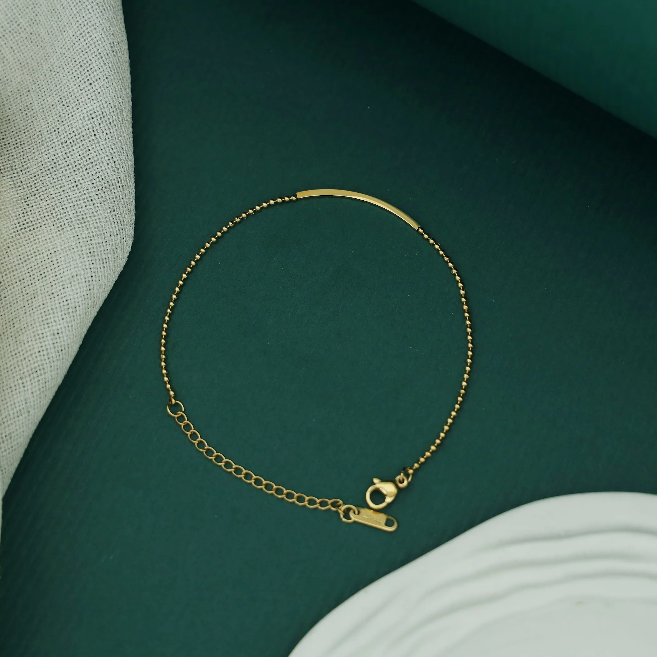 Iona Golden Curved Bar Bracelet - Image 2