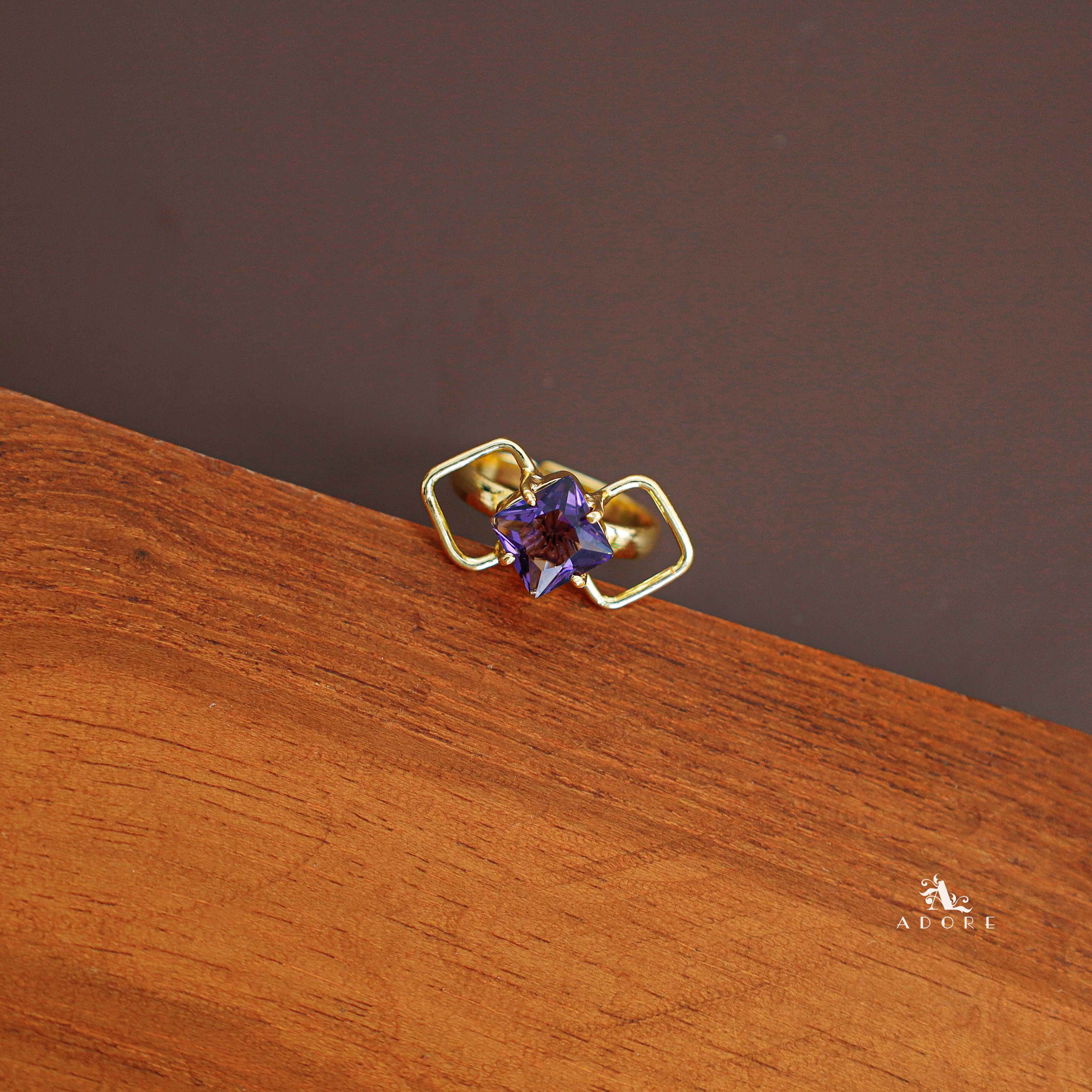 Iorne Golden Glossy Claw Diamond Ring - Image 2