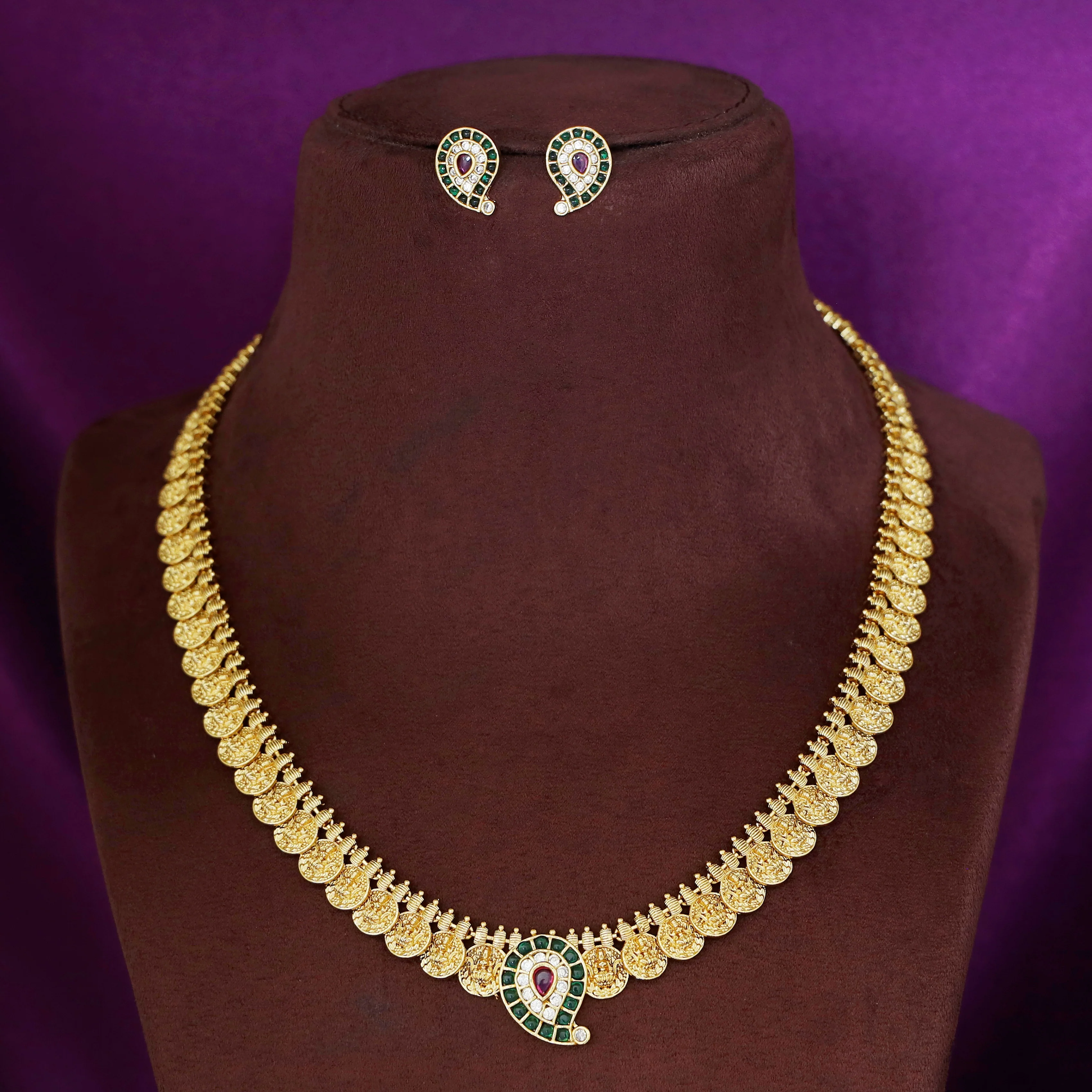 Rama Devi Long Kashi Mango Neckpiece With Stud - Image 2