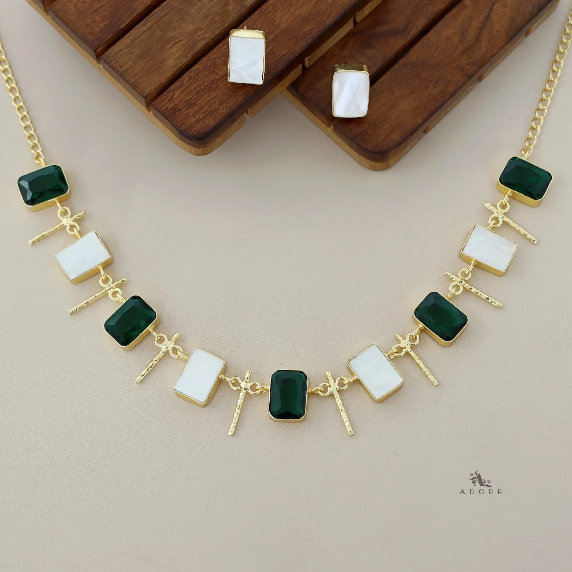 Ishani Rectangle MOP + Glossy Neckpiece With Stud - Image 4