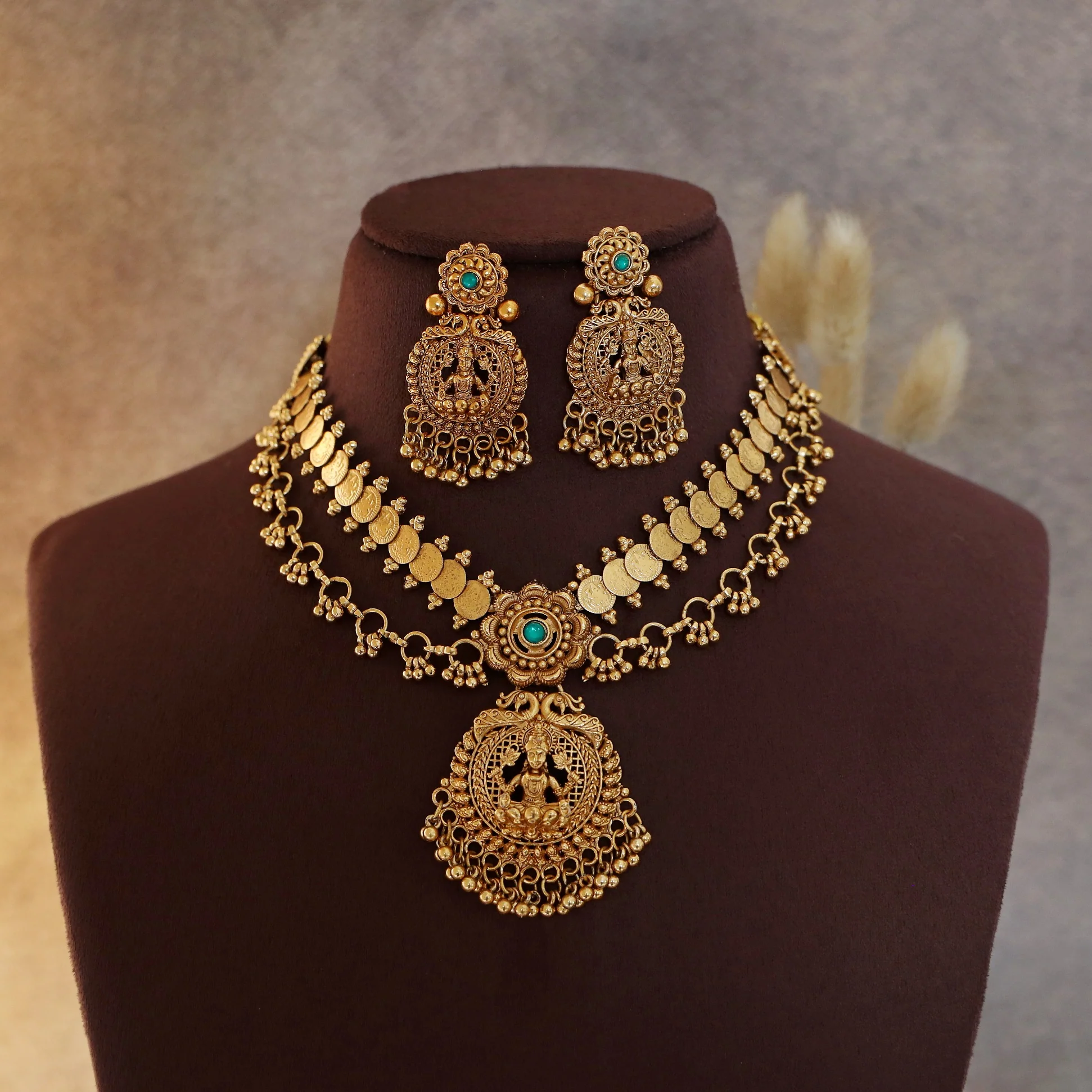 Isharika Devi 2 Layer Floral Kashi Golden Ball Short Neckpiece With Earring - Image 3