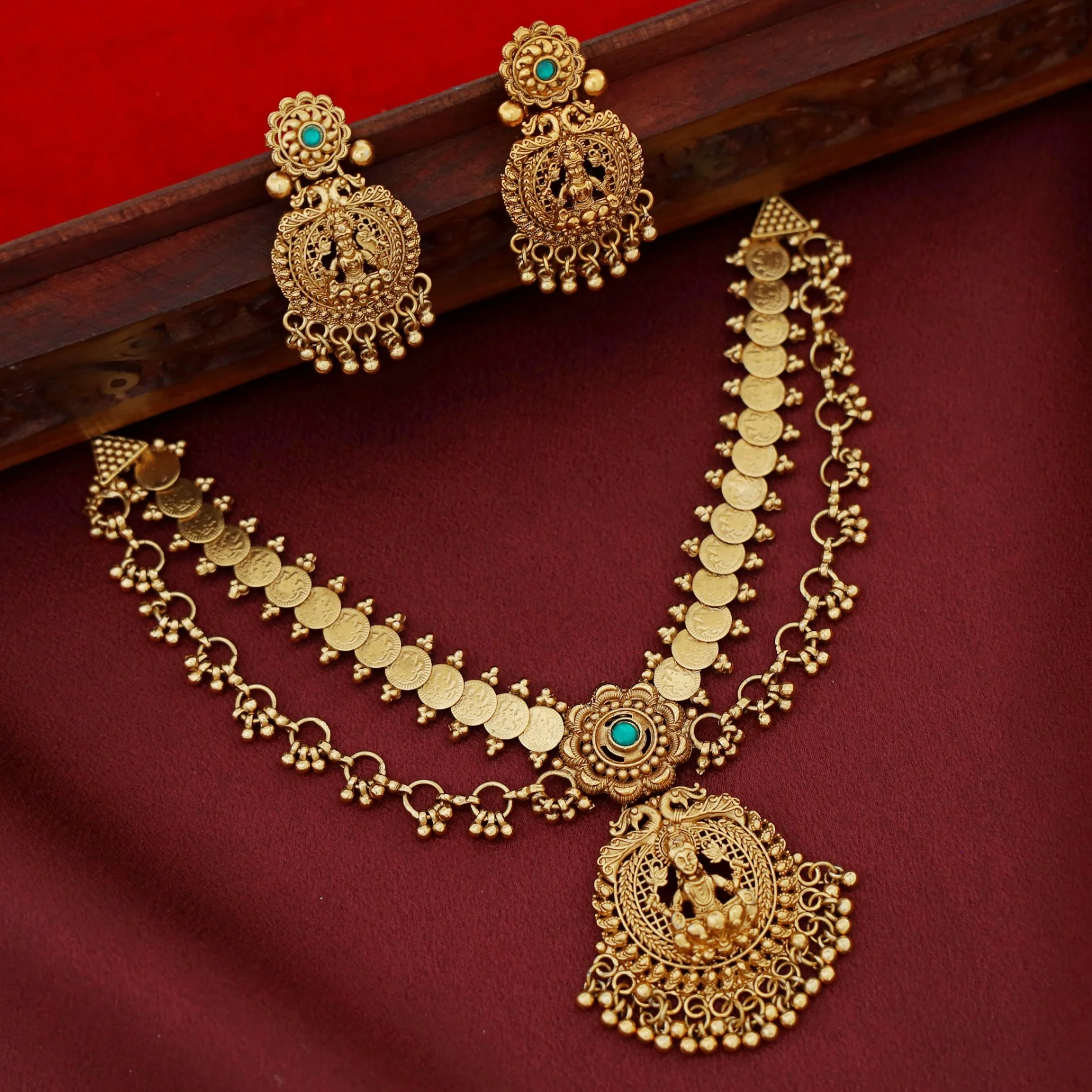 Isharika Devi 2 Layer Floral Kashi Golden Ball Short Neckpiece With Earring - Image 4