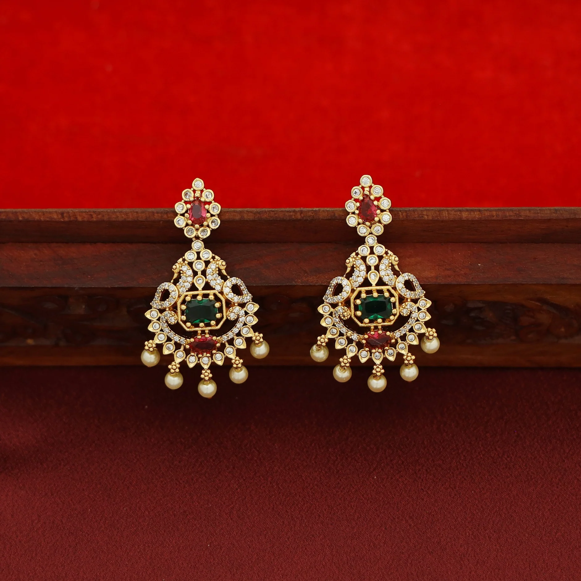Ishiha AD Stone 2 Layer Bridal Set Neckpiece with Earring - Image 3