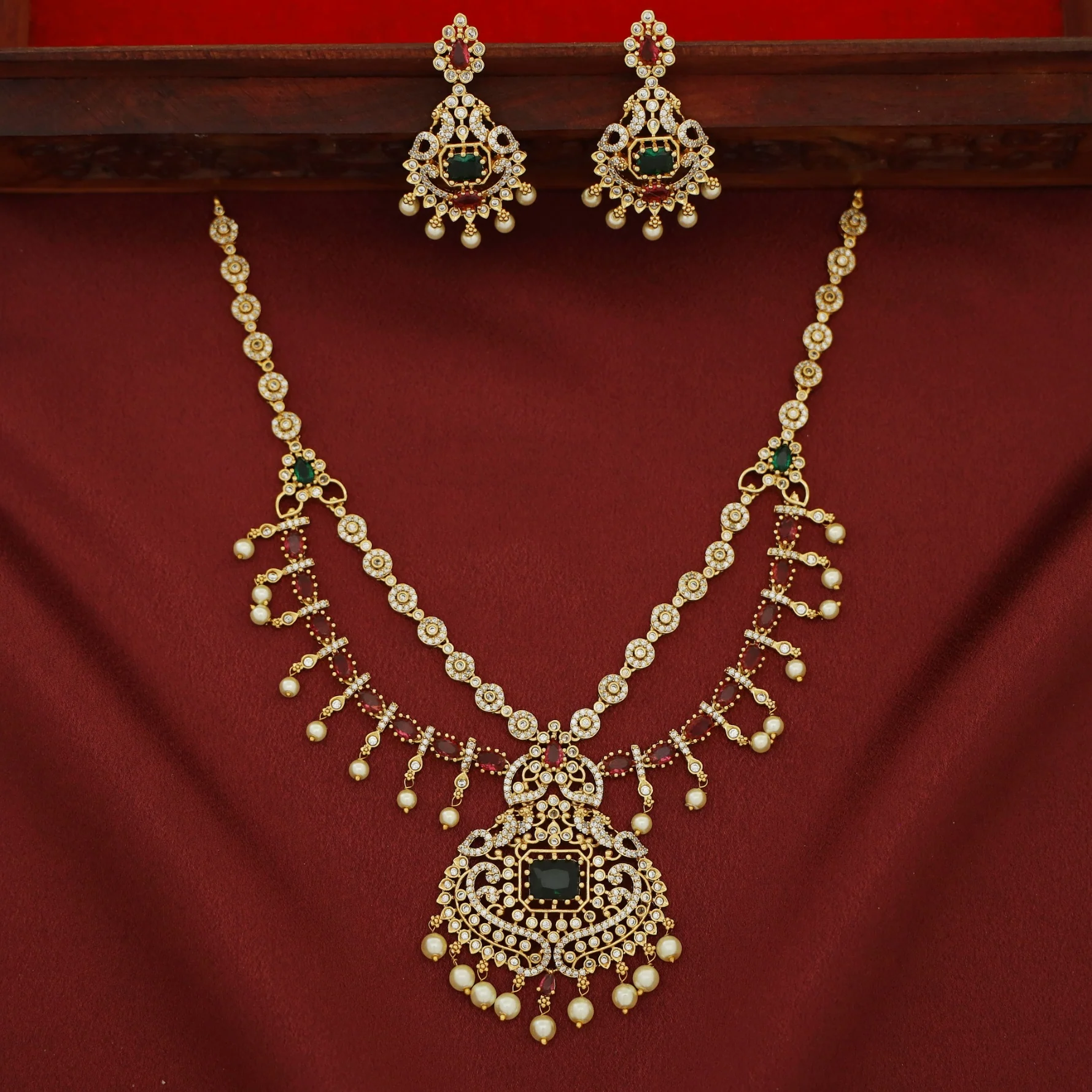Ishiha AD Stone 2 Layer Bridal Set Neckpiece with Earring - Image 4