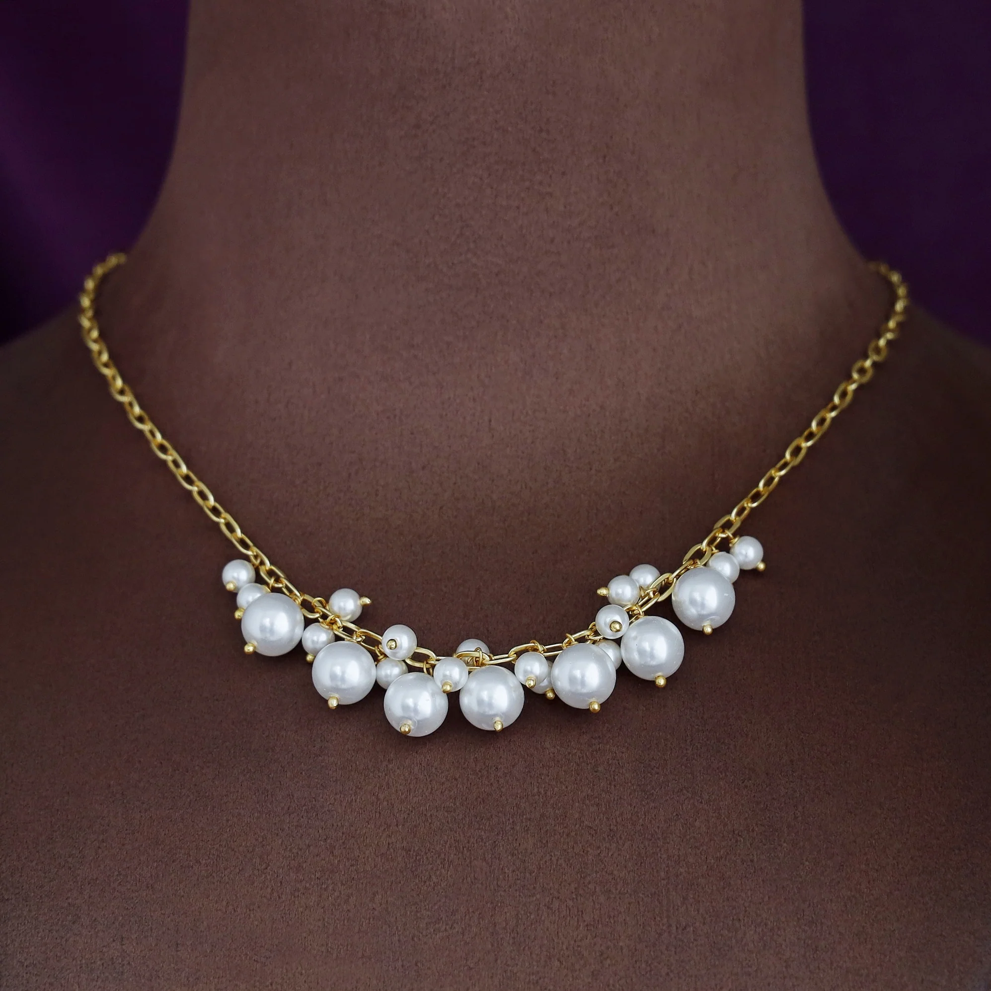 Ishita Cluster Pearl Chain Neckpiece - Image 2