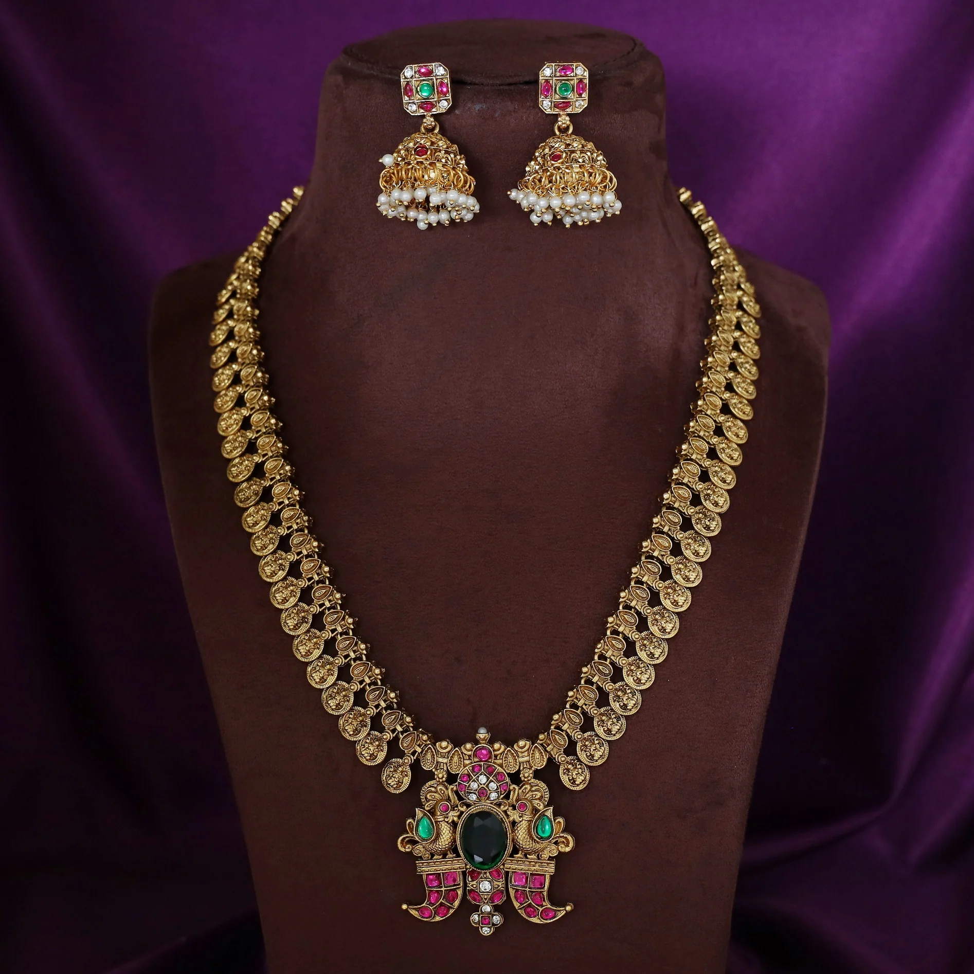 Ishvarya Kashi Long Haram With Earring - Image 2