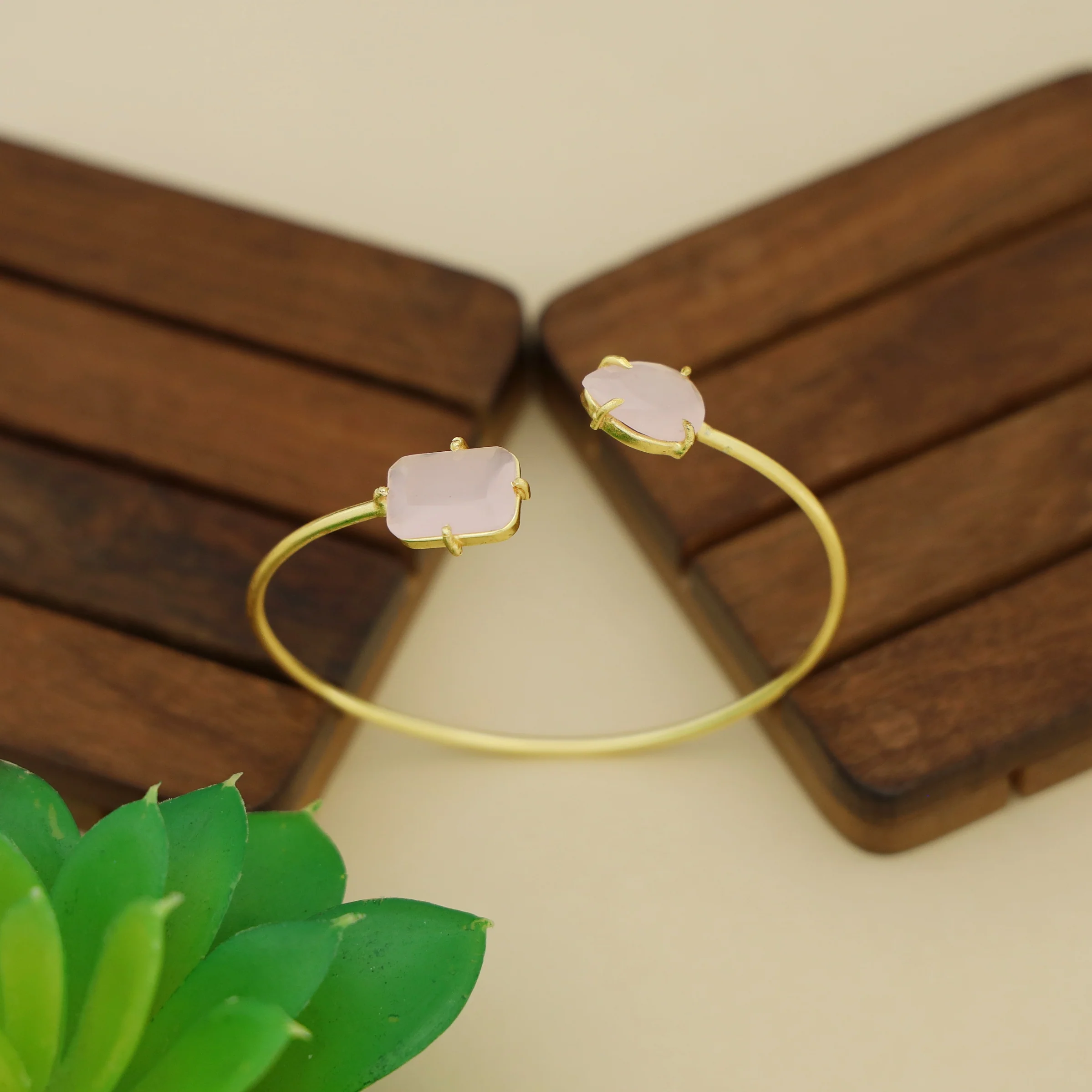 Isla Golden Claw Rectangle Drop Glossy Stone Bangle - Image 4