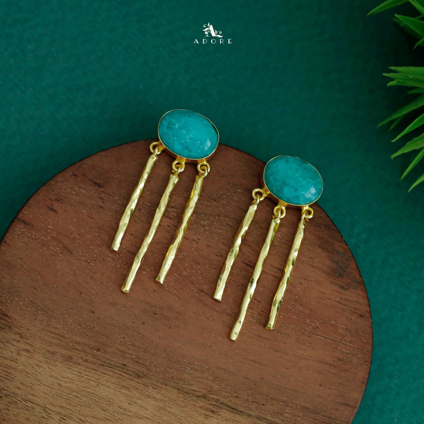 Isra Oval Golden Hammered Tri Sticky Earring - Image 7