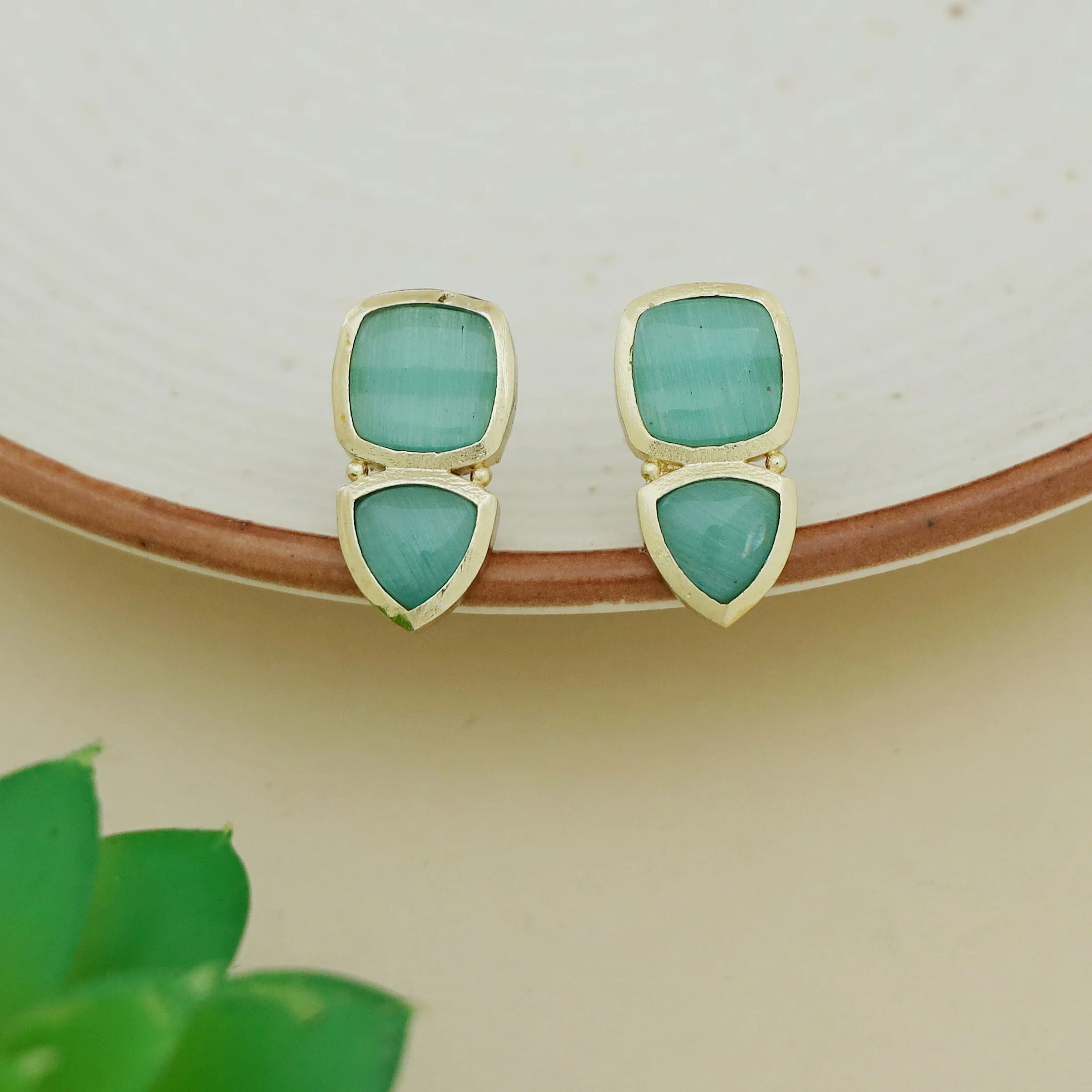 Ivanna Curved Square Triangle Earring - Image 10