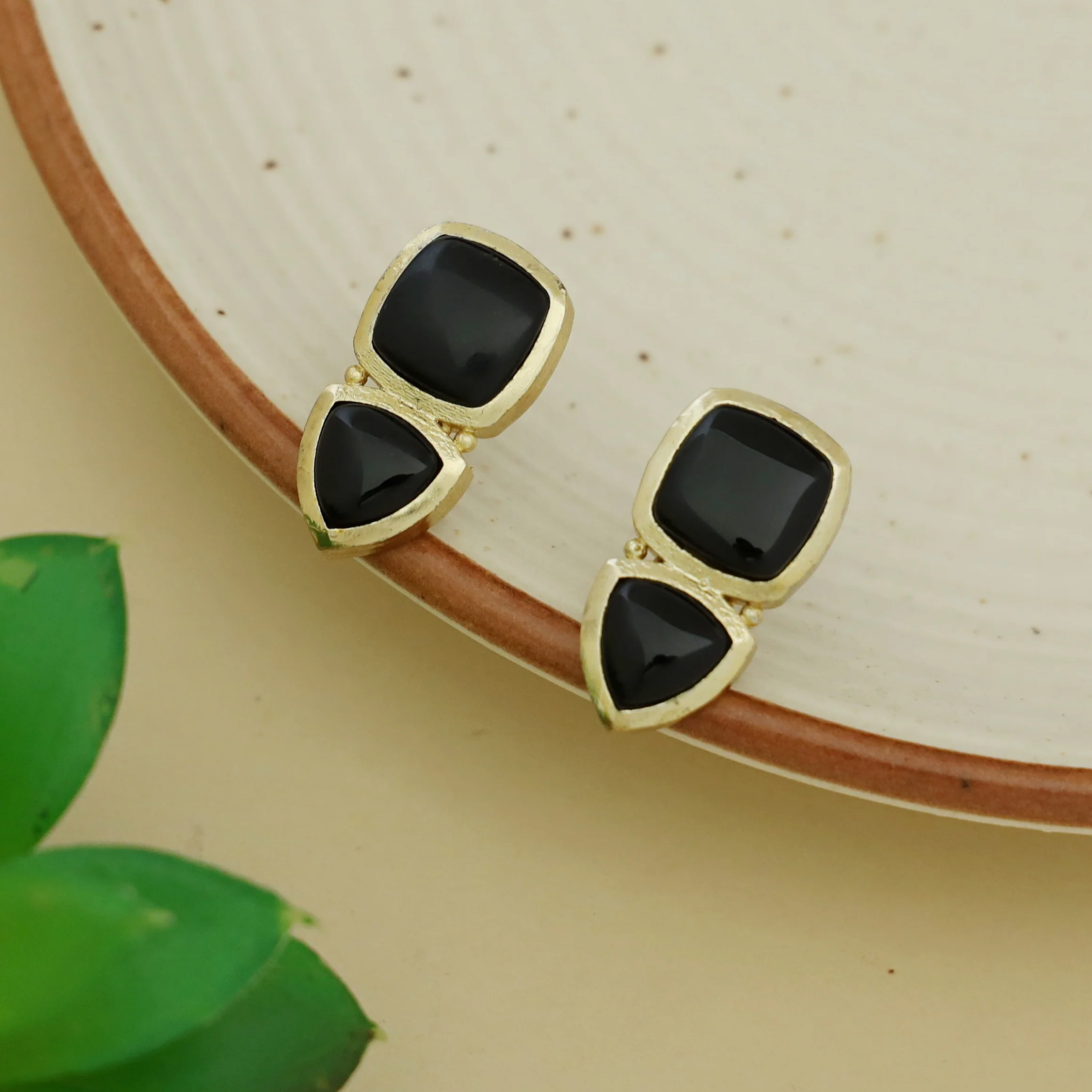 Ivanna Curved Square Triangle Earring - Image 13