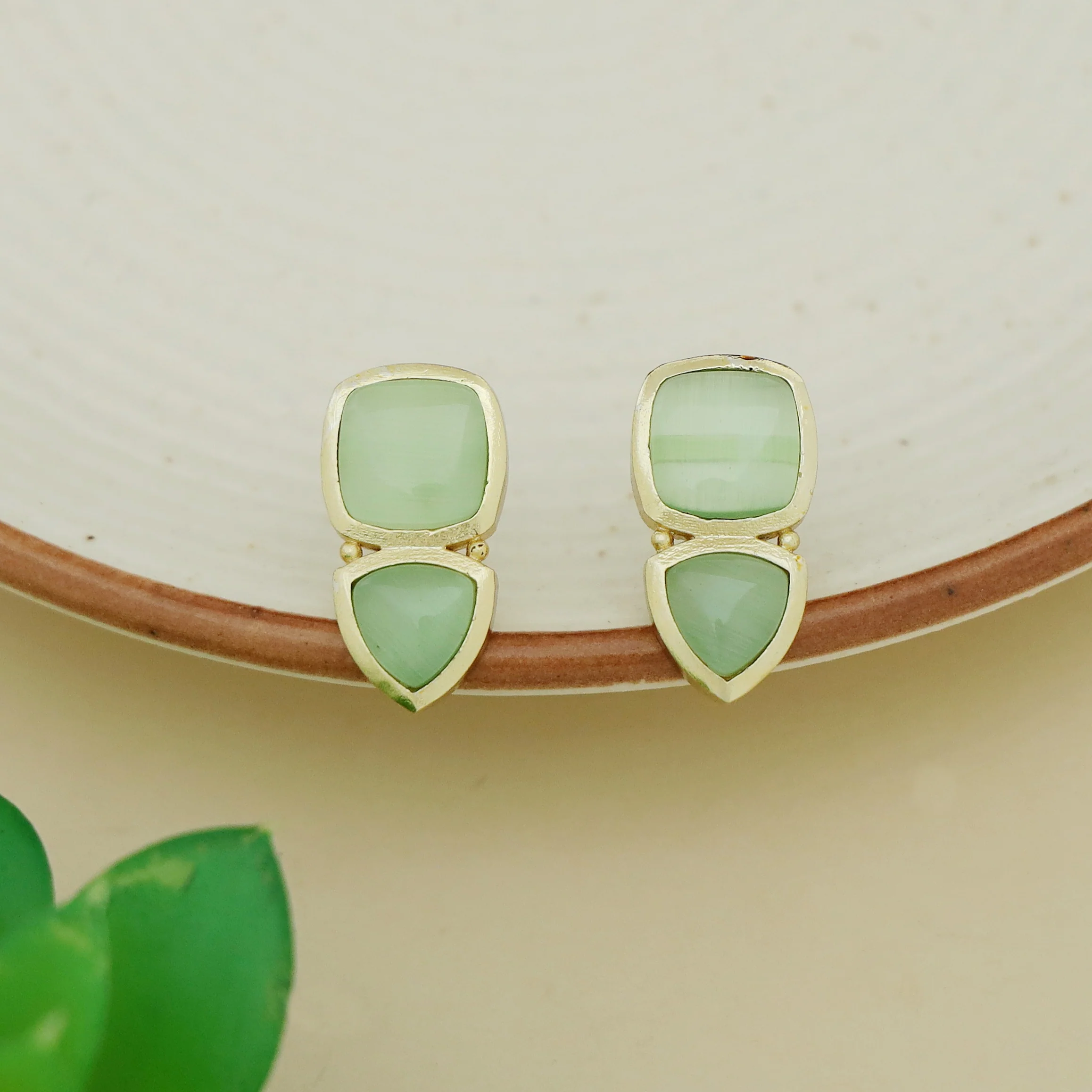 Ivanna Curved Square Triangle Earring - Image 3