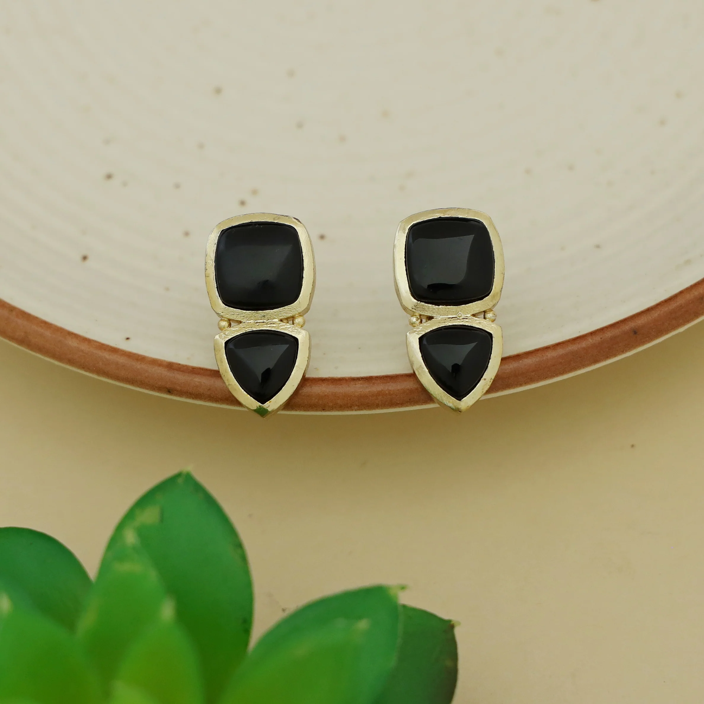 Ivanna Curved Square Triangle Earring - Image 6