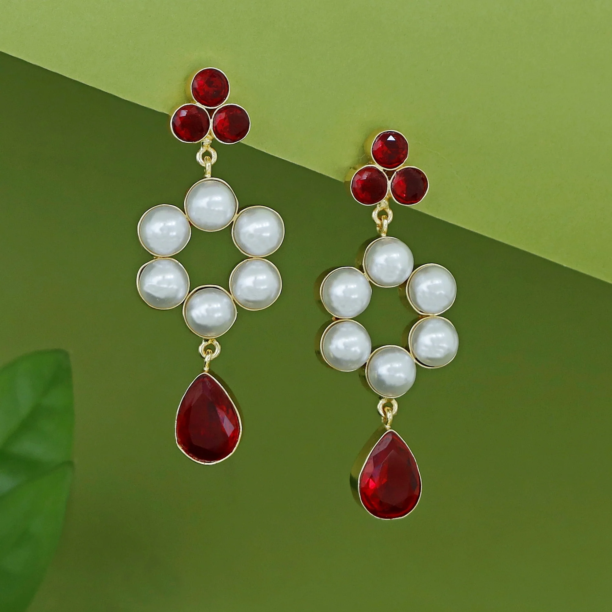 Izaan Glossy Drop Pearl Flower Earring - Image 10