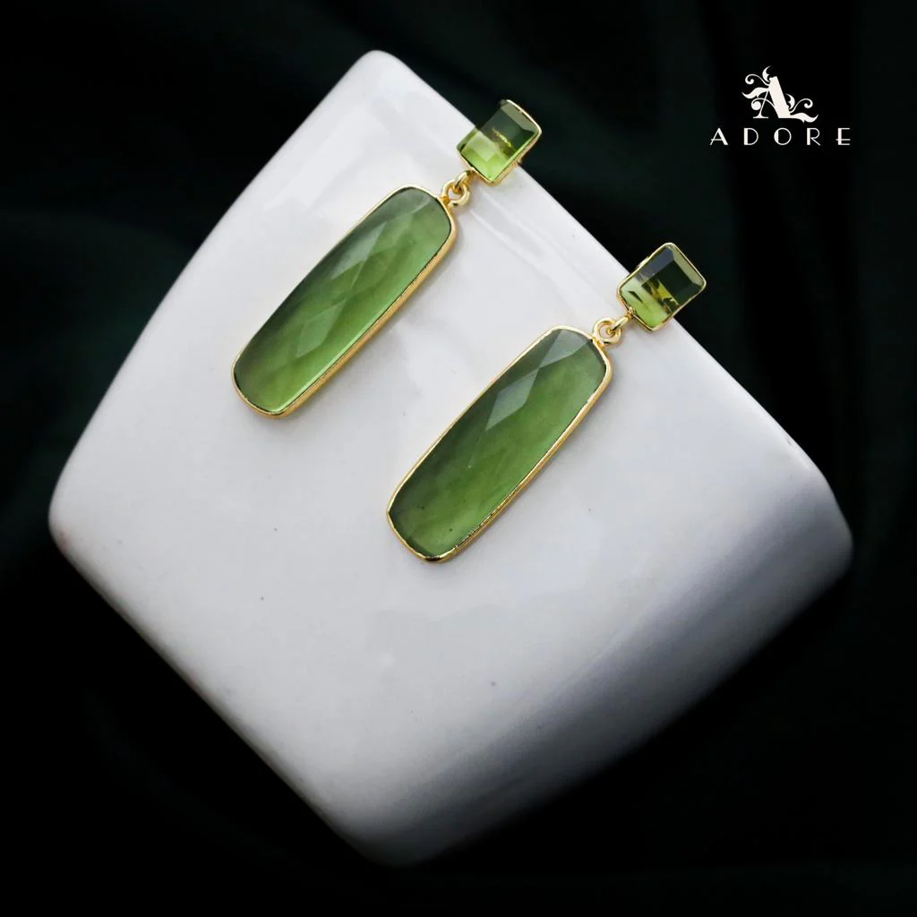 Jaarvi Dual Rectangle Earring - Image 9