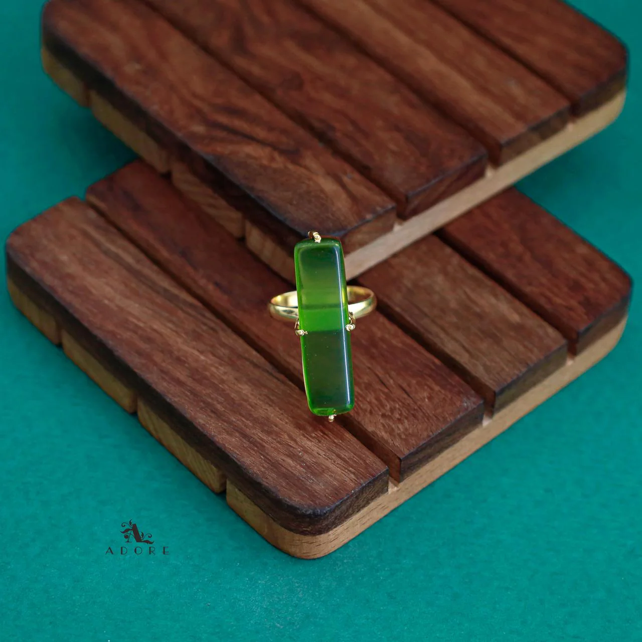 Jaarvi Glossy Rectangle Ring - Image 17