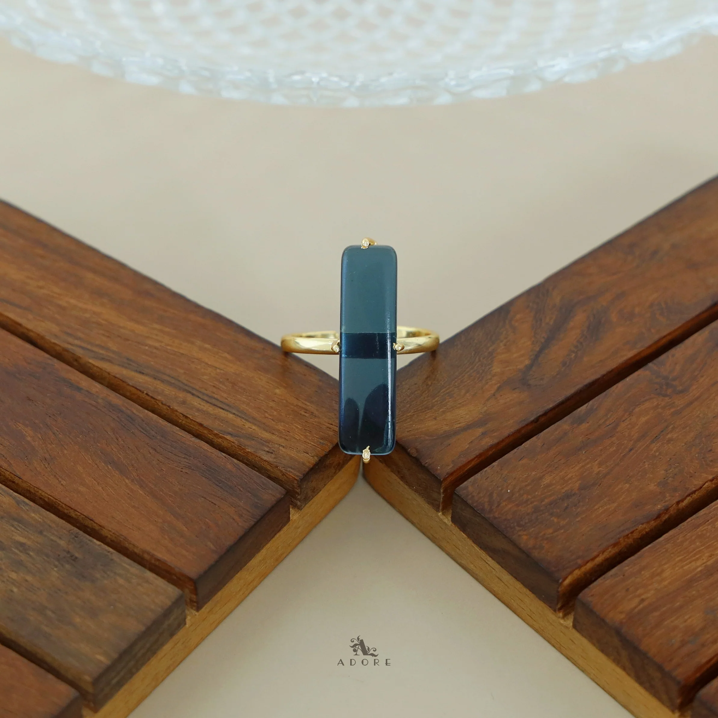 Jaarvi Glossy Rectangle Ring - Image 18