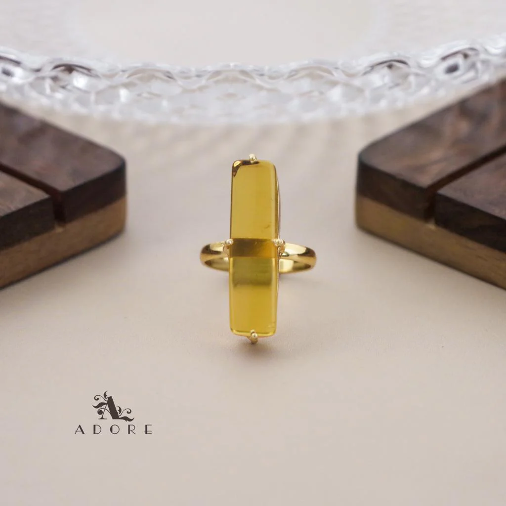 Jaarvi Glossy Rectangle Ring - Image 7