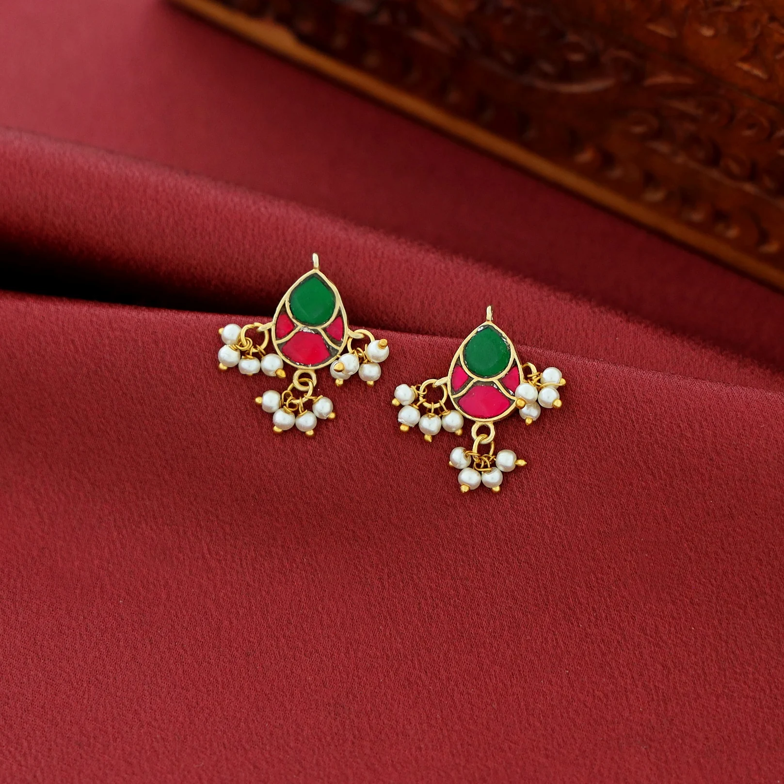 Jadau Kundan Designer Pearl Bugadi (Set Of 2) - Image 2