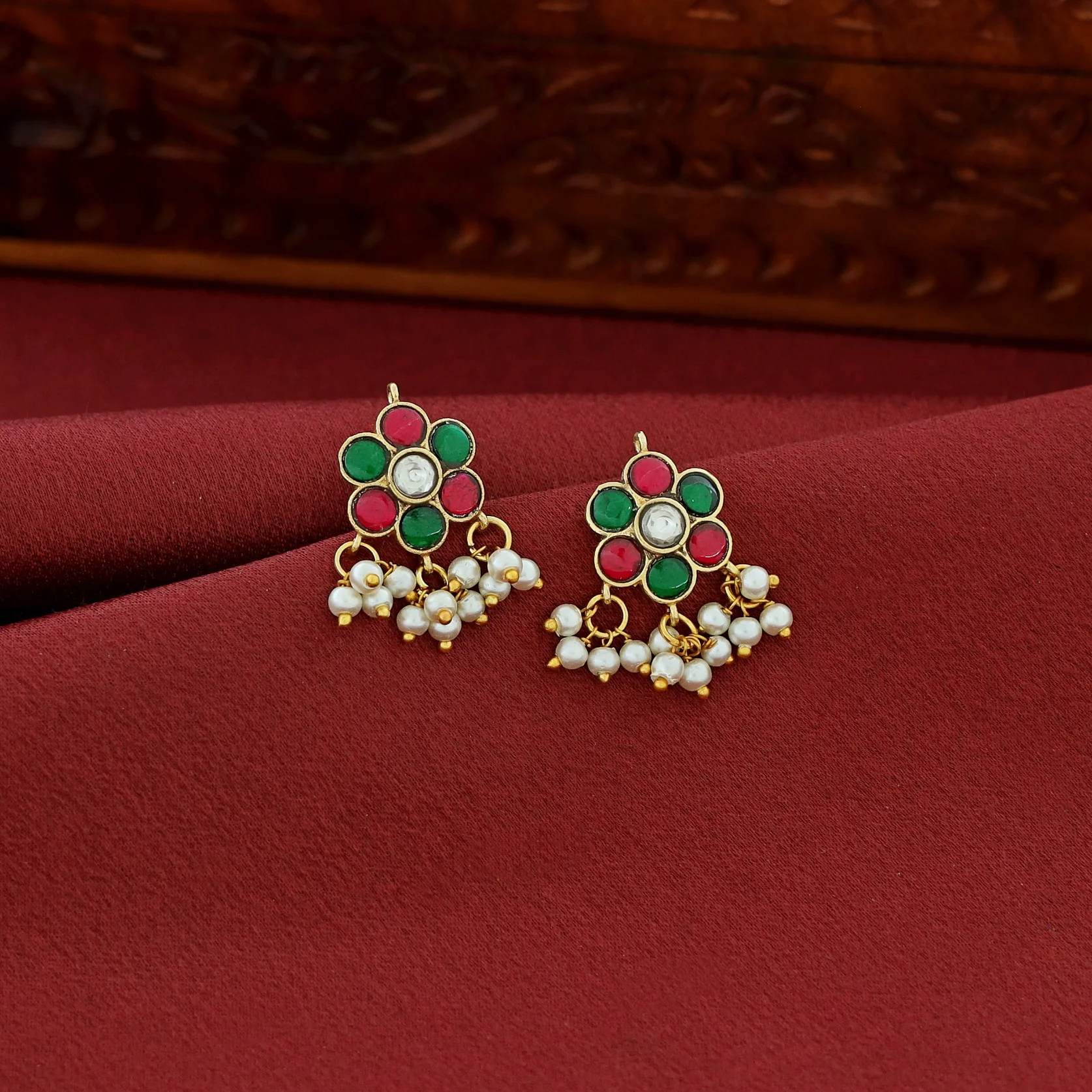 Jadau Kundan Designer Pearl Bugadi (Set Of 2) - Image 3
