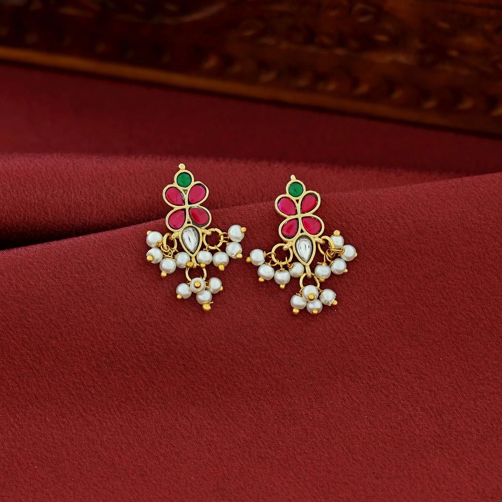 Jadau Kundan Designer Pearl Bugadi (Set Of 2) - Image 5